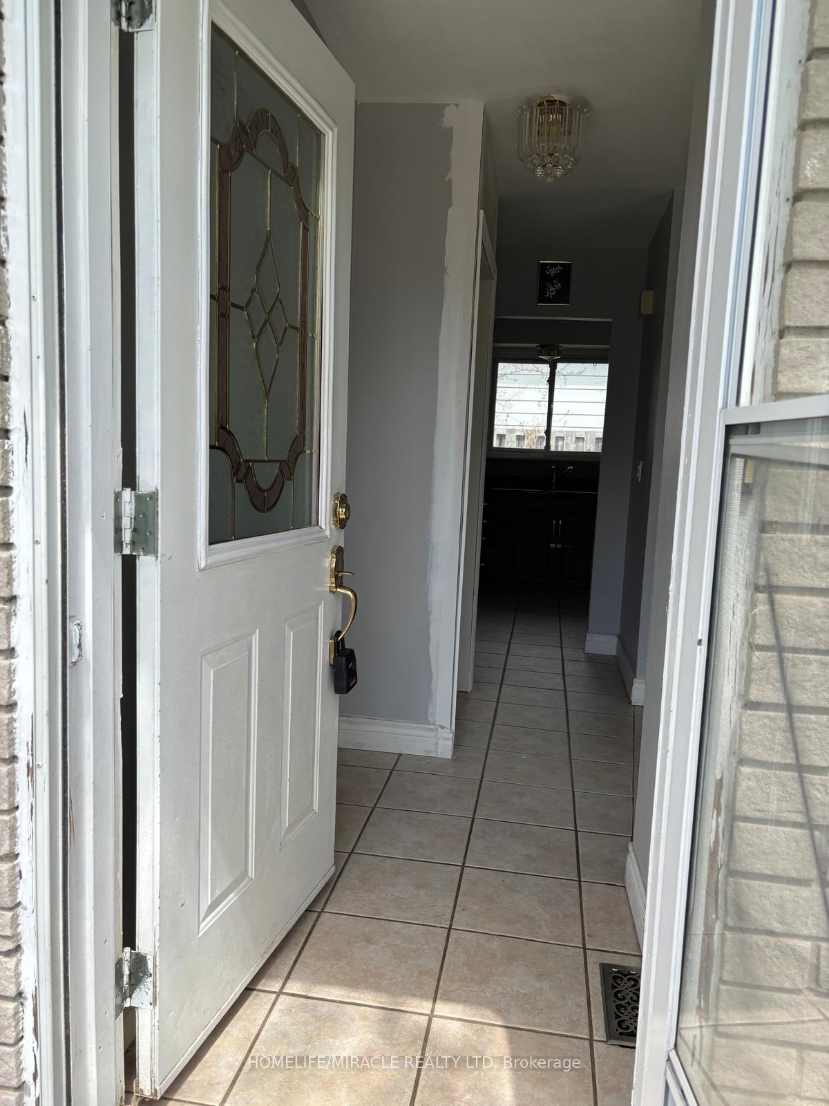 Photo 10 of 455 Dianne Drive, Oshawa, Donevan — HOMEH