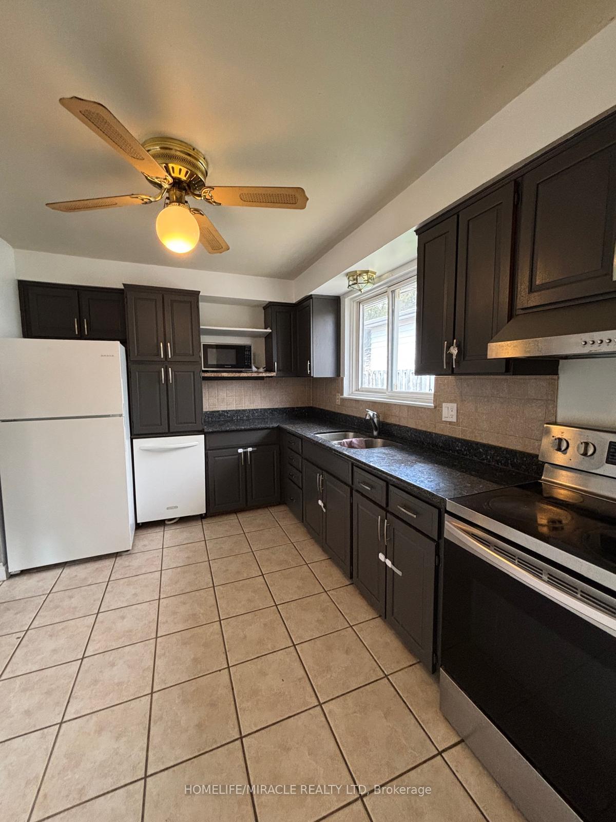 Photo 15 of 455 Dianne Drive, Oshawa, Donevan — HOMEH