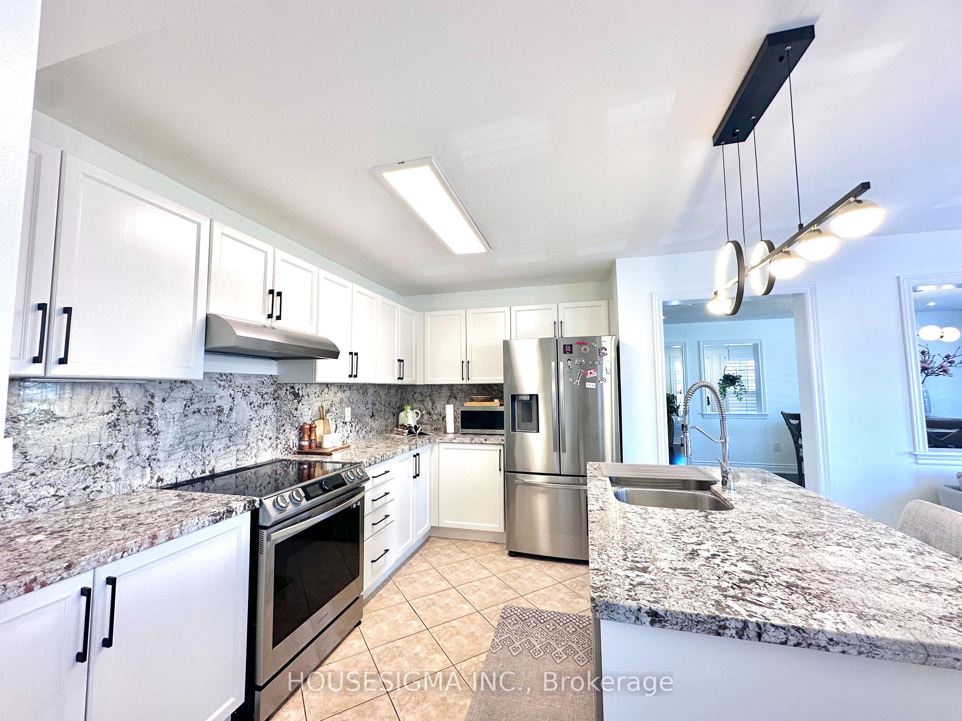 Photo 12 of 226 Dalgleish Gardens, Milton, Scott — HOMEH