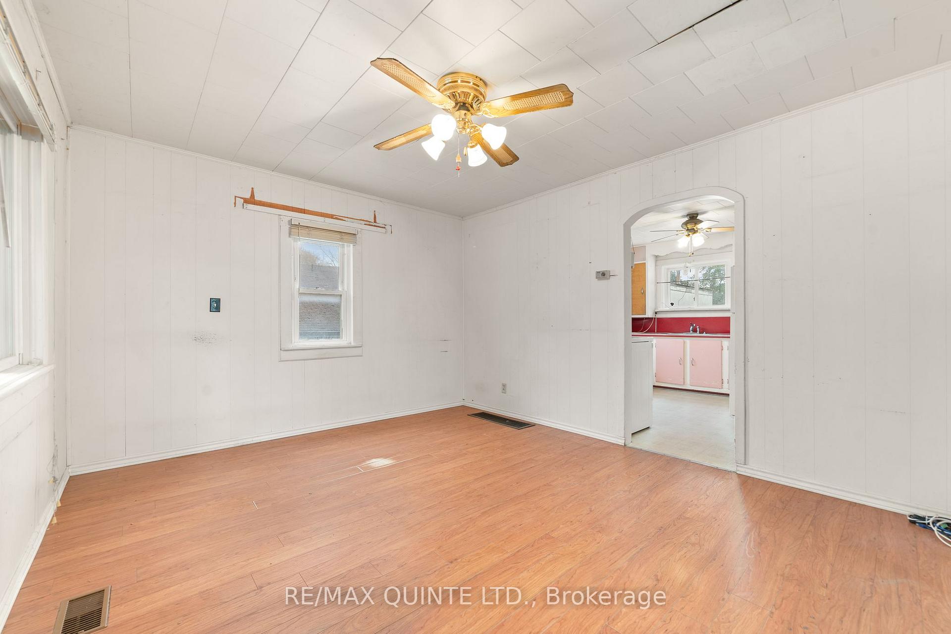 Photo 6 of 336 Sidney Street, Quinte West, Trenton Ward — HOMEH