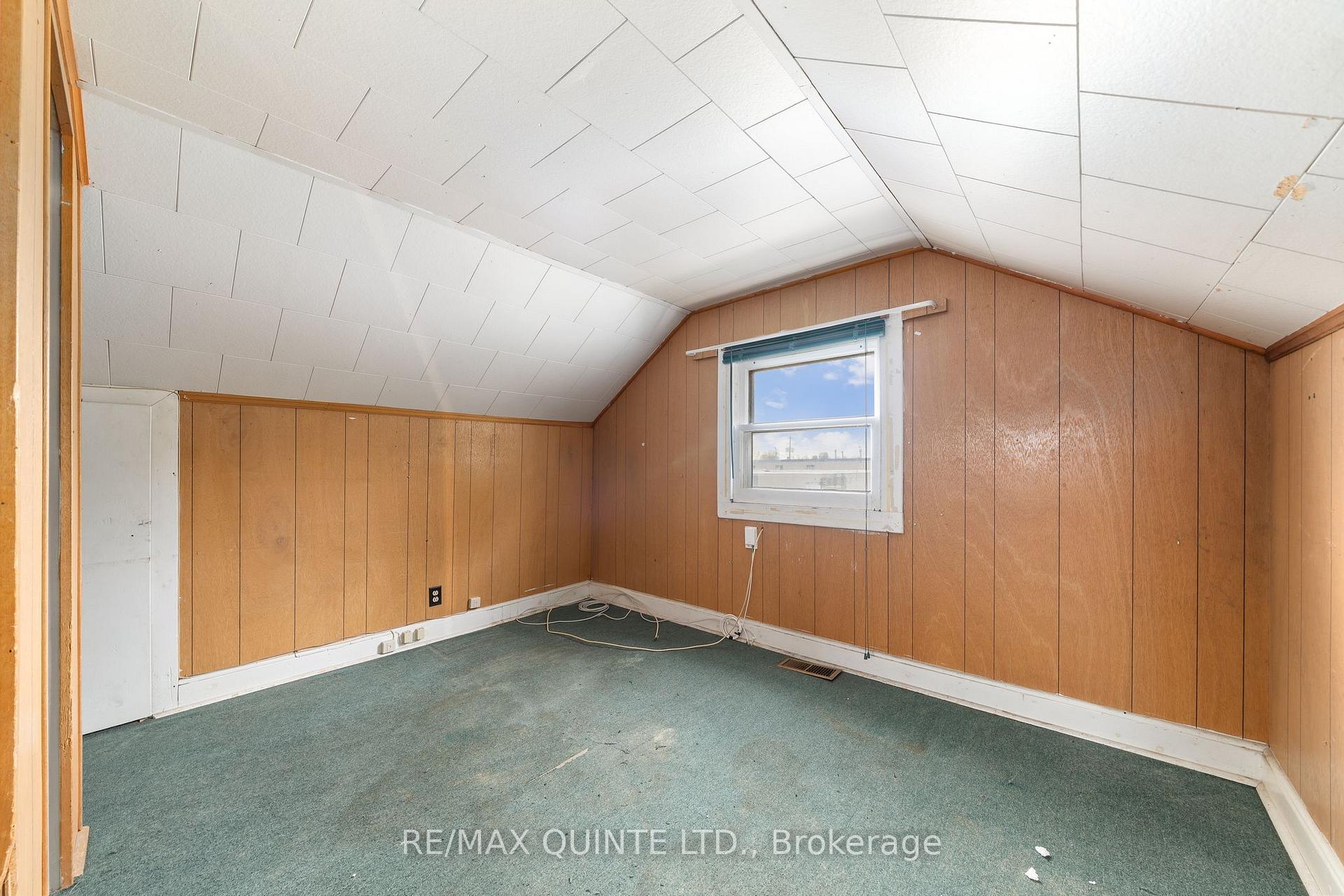 Photo 14 of 336 Sidney Street, Quinte West, Trenton Ward — HOMEH