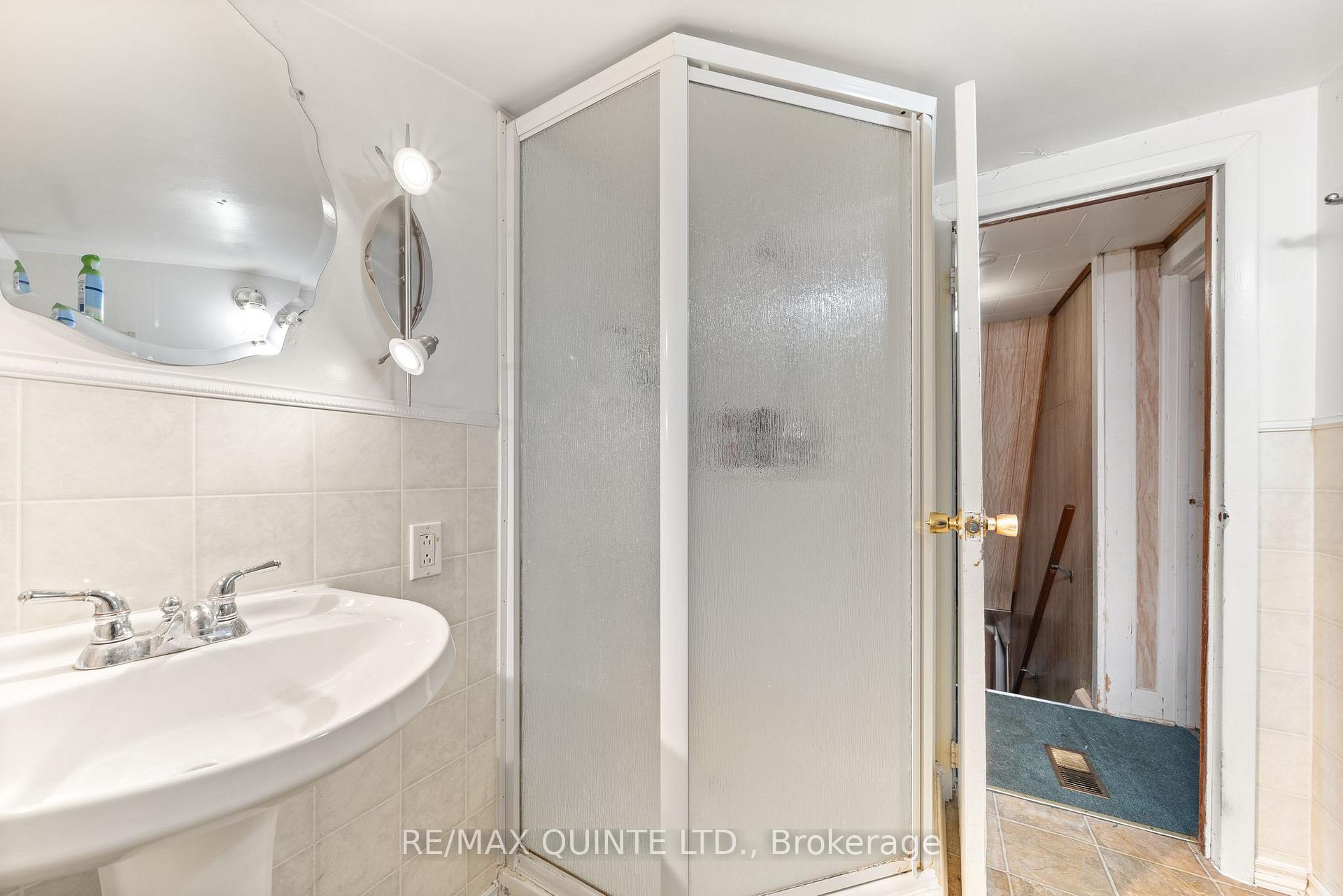 Photo 16 of 336 Sidney Street, Quinte West, Trenton Ward — HOMEH
