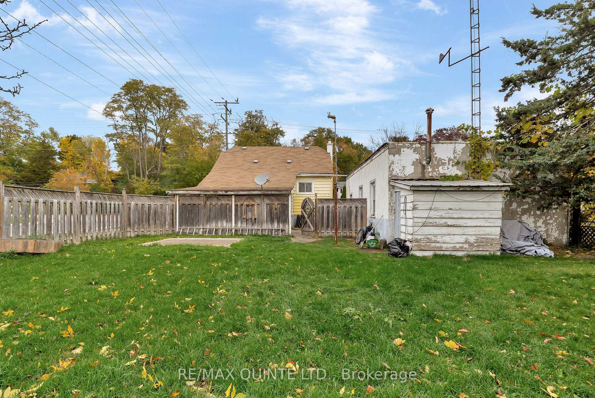 Photo 28 of 336 Sidney Street, Quinte West, Trenton Ward — HOMEH