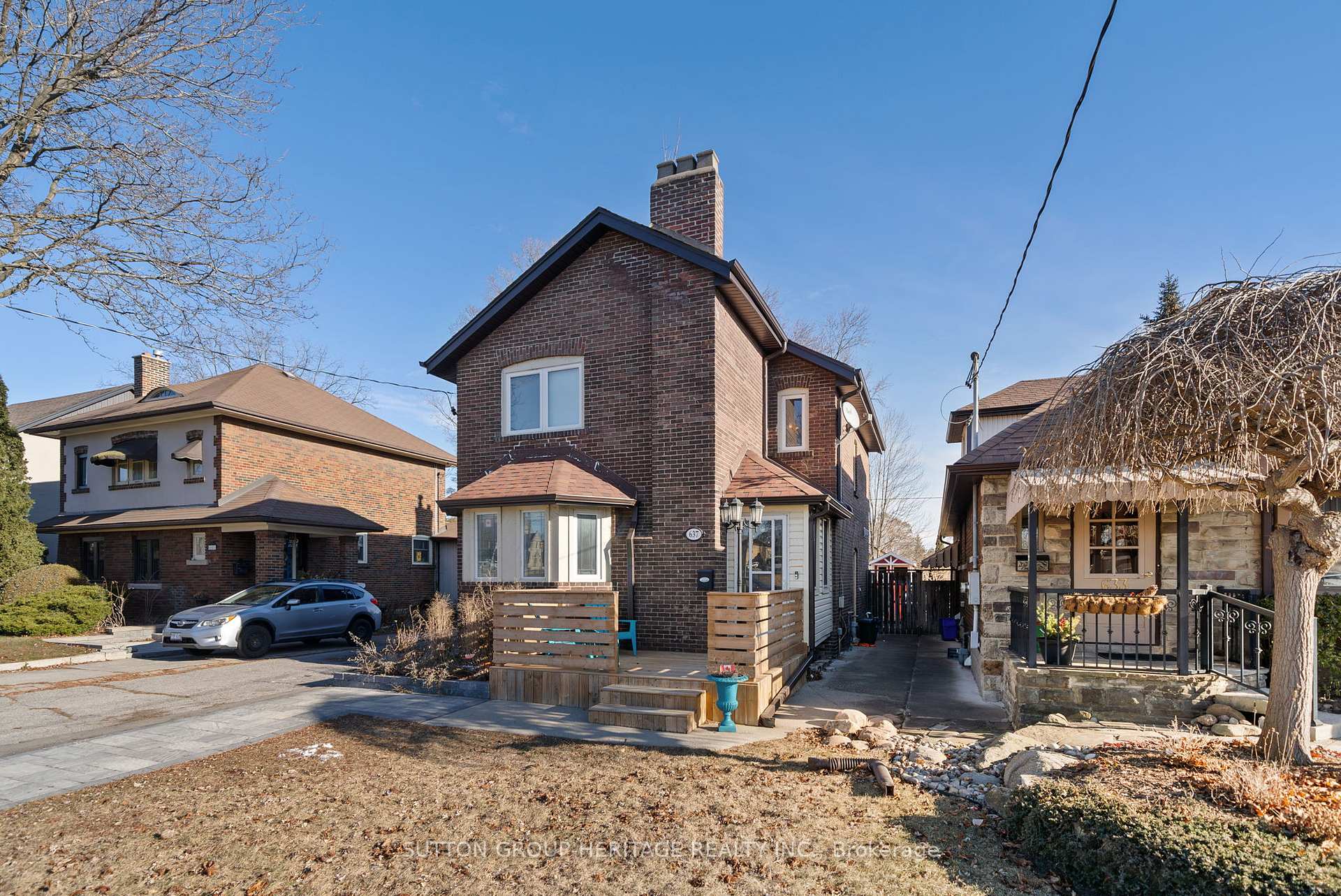 Photo 3 of 637 Masson Street, Oshawa, O'Neill — HOMEH