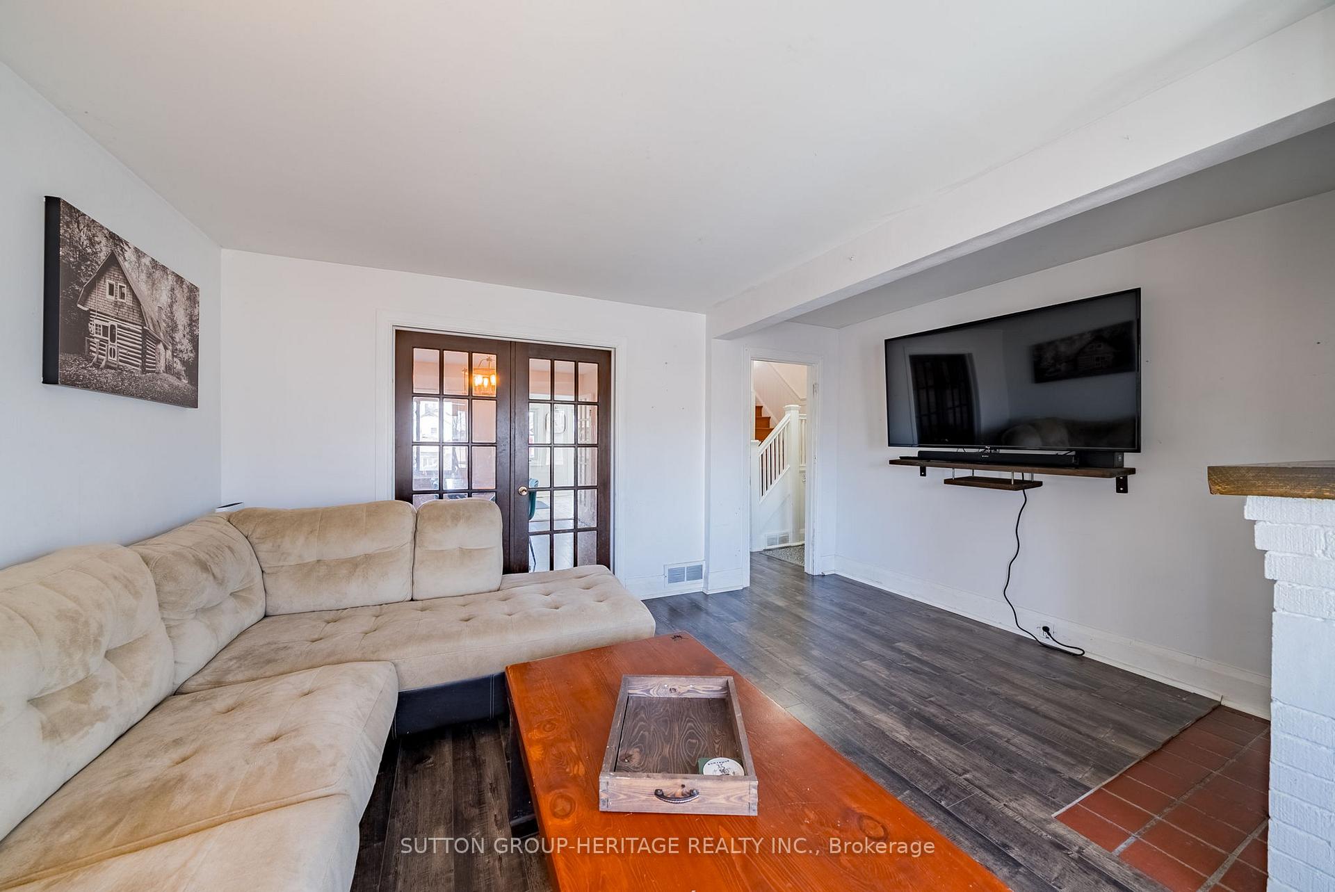 Photo 16 of 637 Masson Street, Oshawa, O'Neill — HOMEH