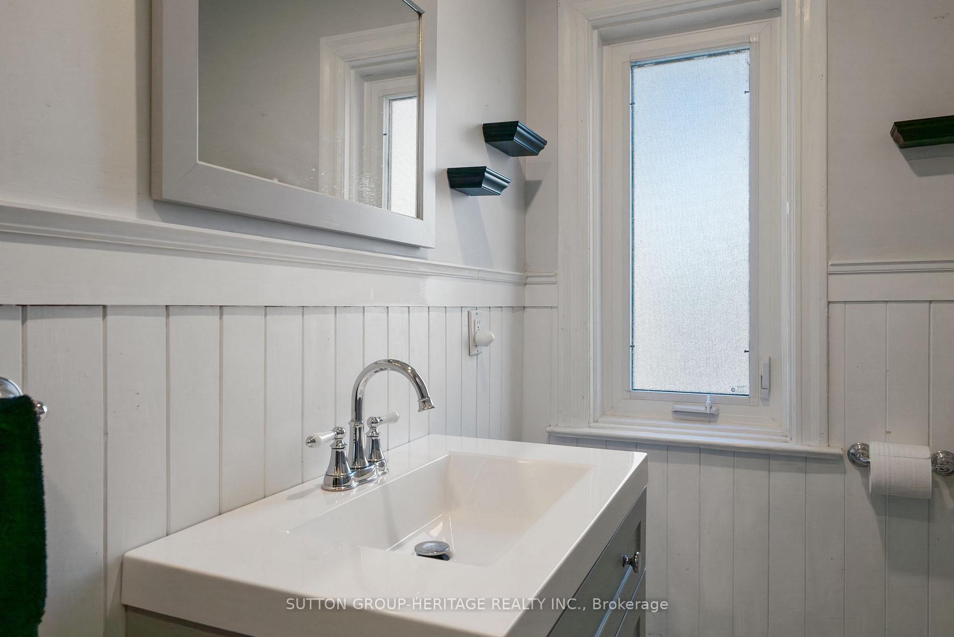 Photo 25 of 637 Masson Street, Oshawa, O'Neill — HOMEH