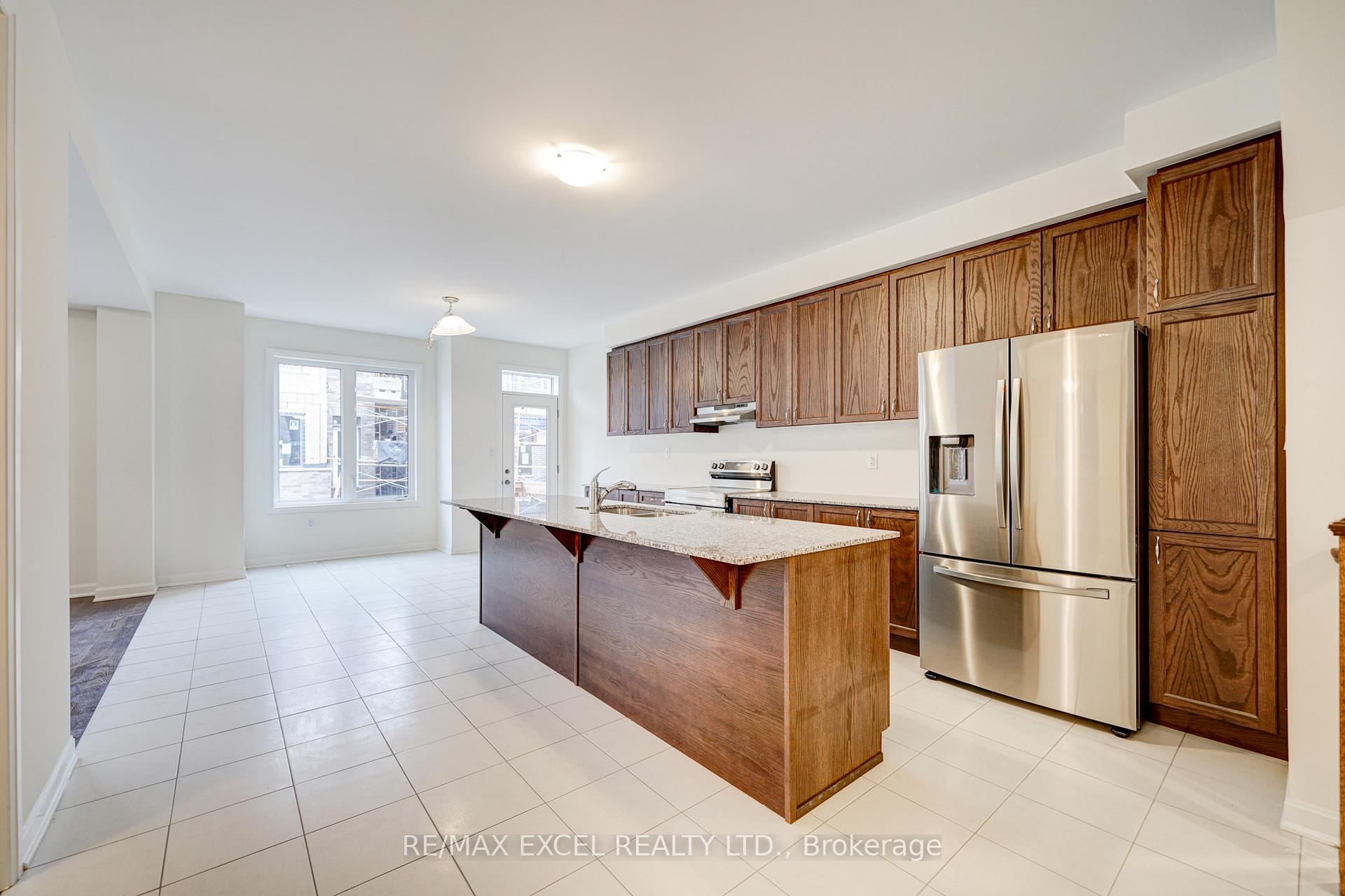 Photo 8 of 1406 Longspur Trail, Pickering, Rural Pickering — HOMEH