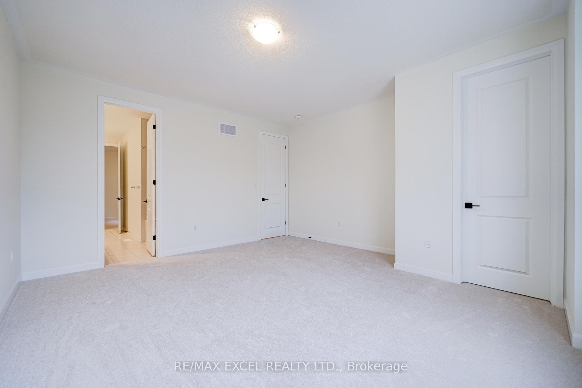 Photo 24 of 1406 Longspur Trail, Pickering, Rural Pickering — HOMEH