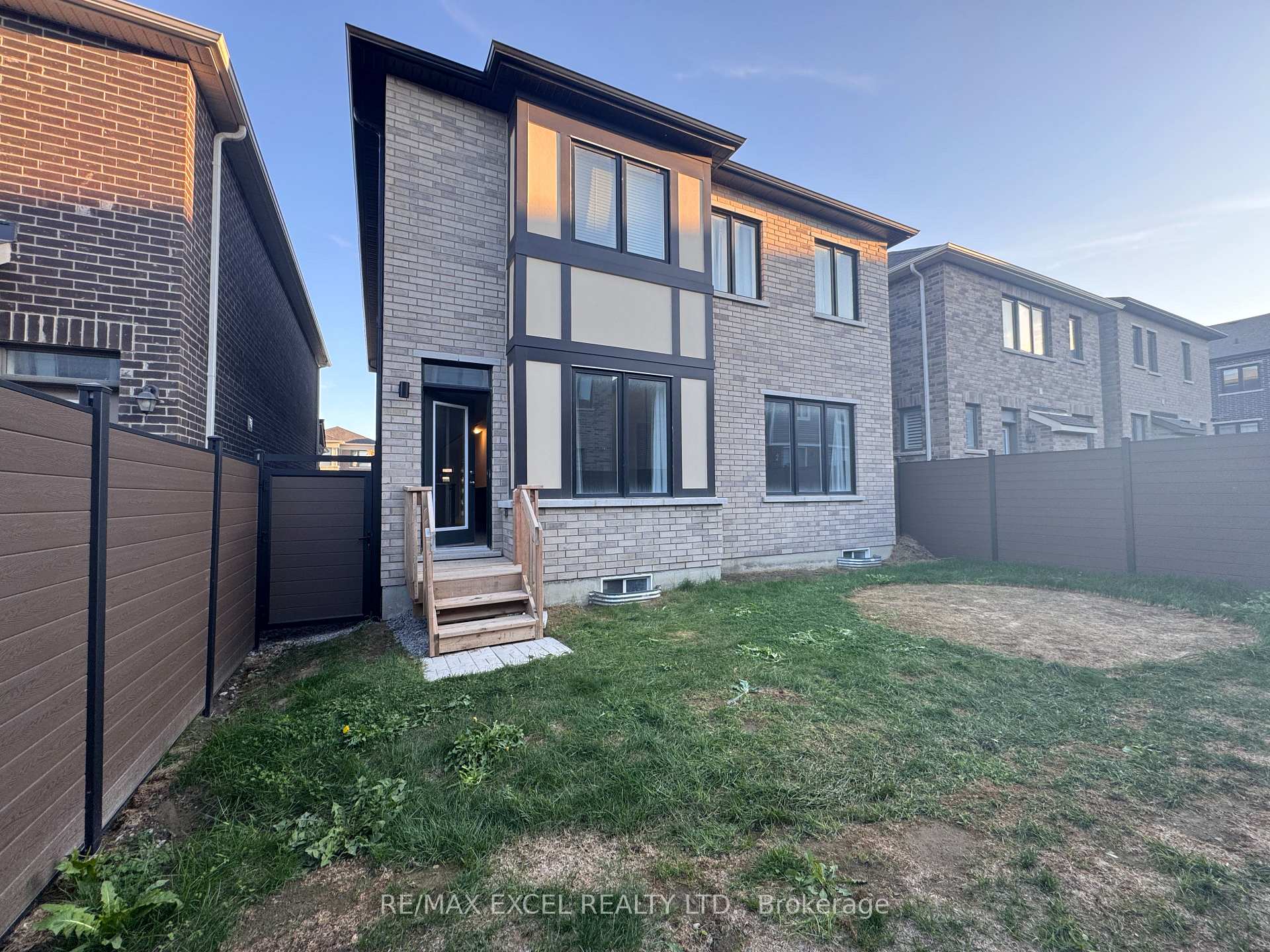 Photo 39 of 1406 Longspur Trail, Pickering, Rural Pickering — HOMEH