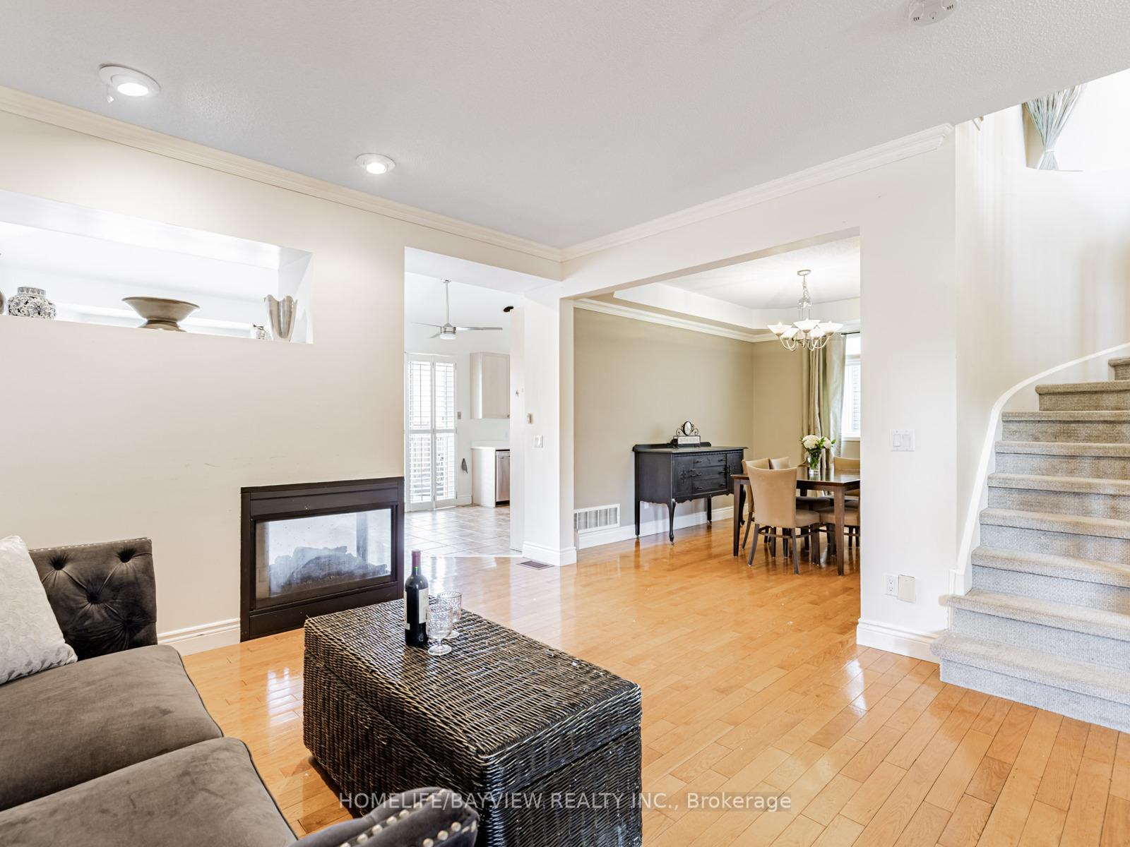 Photo 8 of 109 Thicket Crescent, Pickering, Highbush — HOMEH