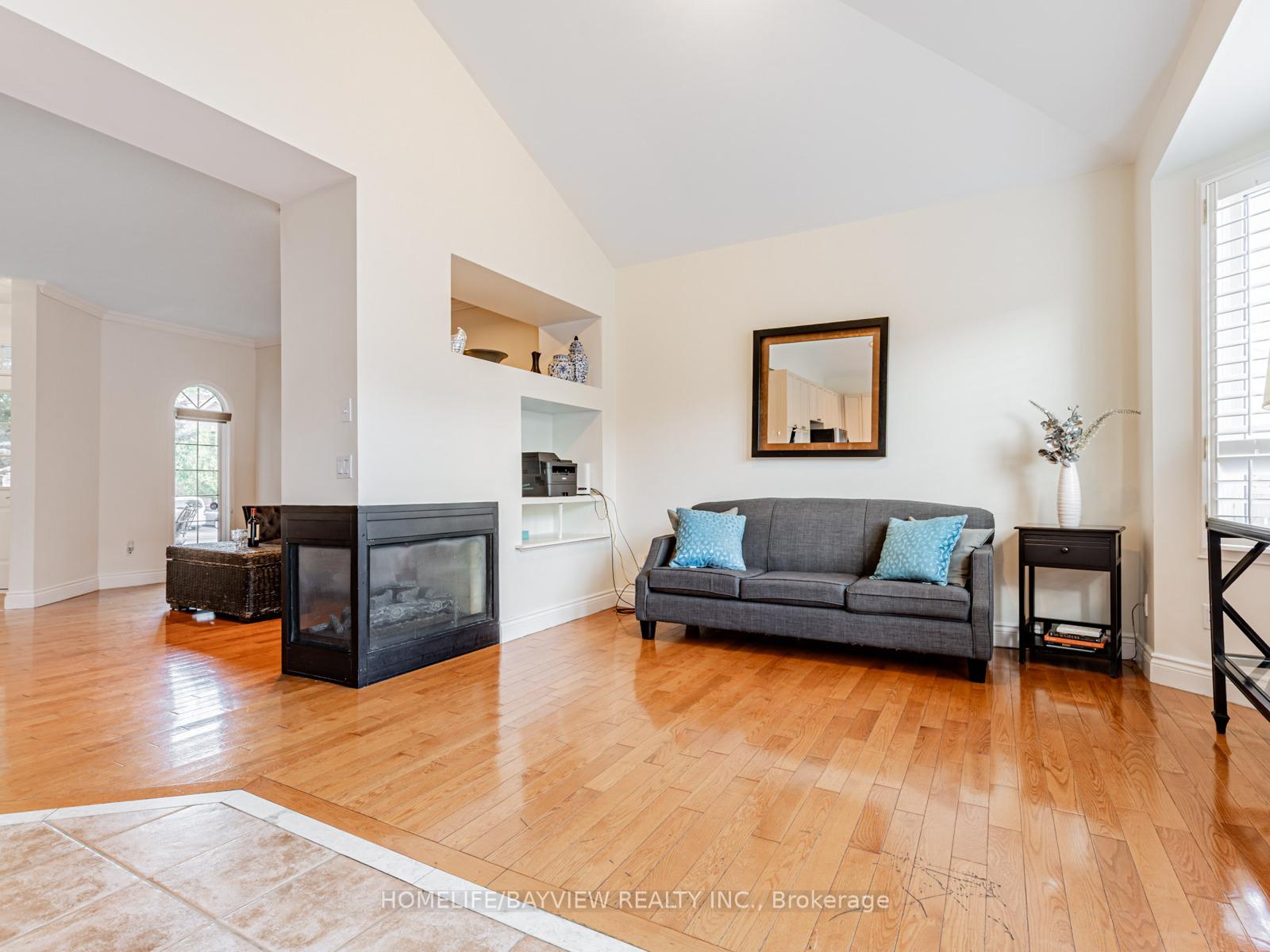 Photo 12 of 109 Thicket Crescent, Pickering, Highbush — HOMEH