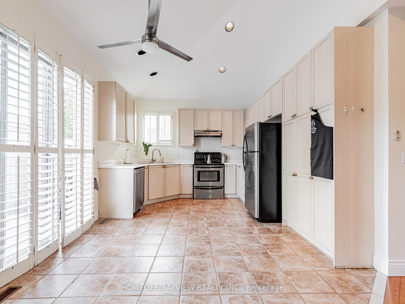 Photo 14 of 109 Thicket Crescent, Pickering, Highbush — HOMEH