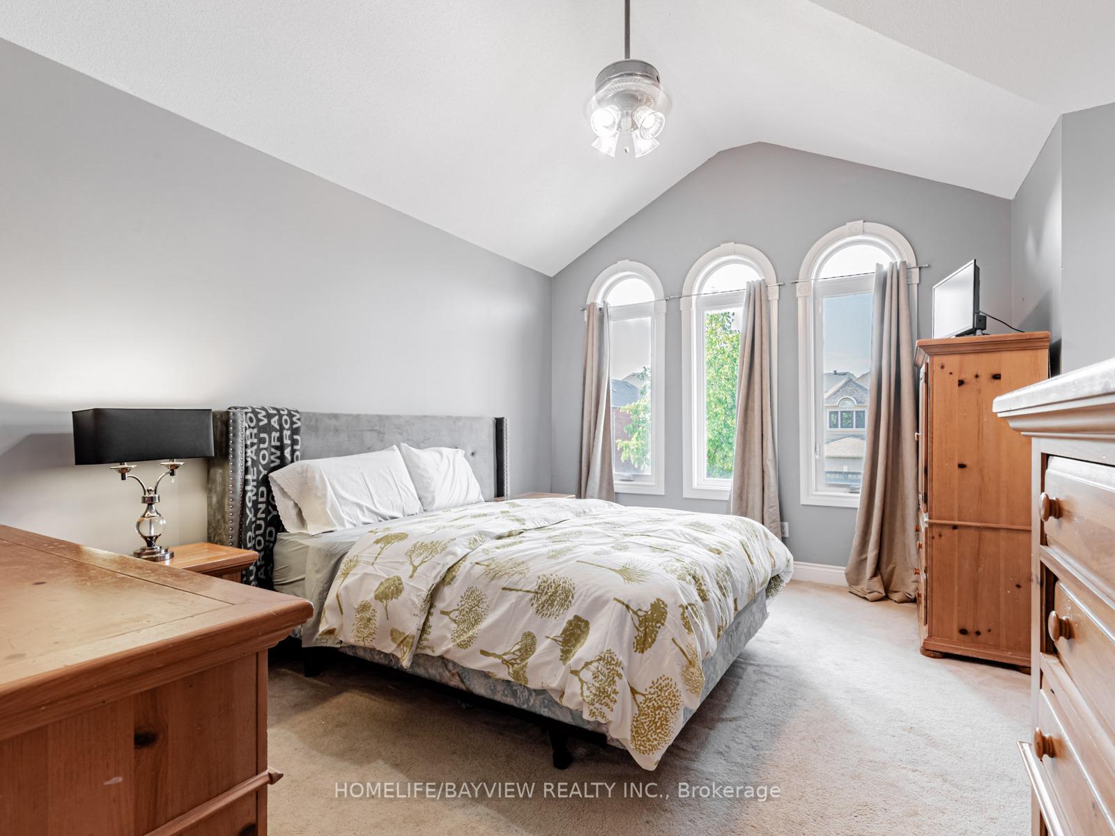 Photo 19 of 109 Thicket Crescent, Pickering, Highbush — HOMEH