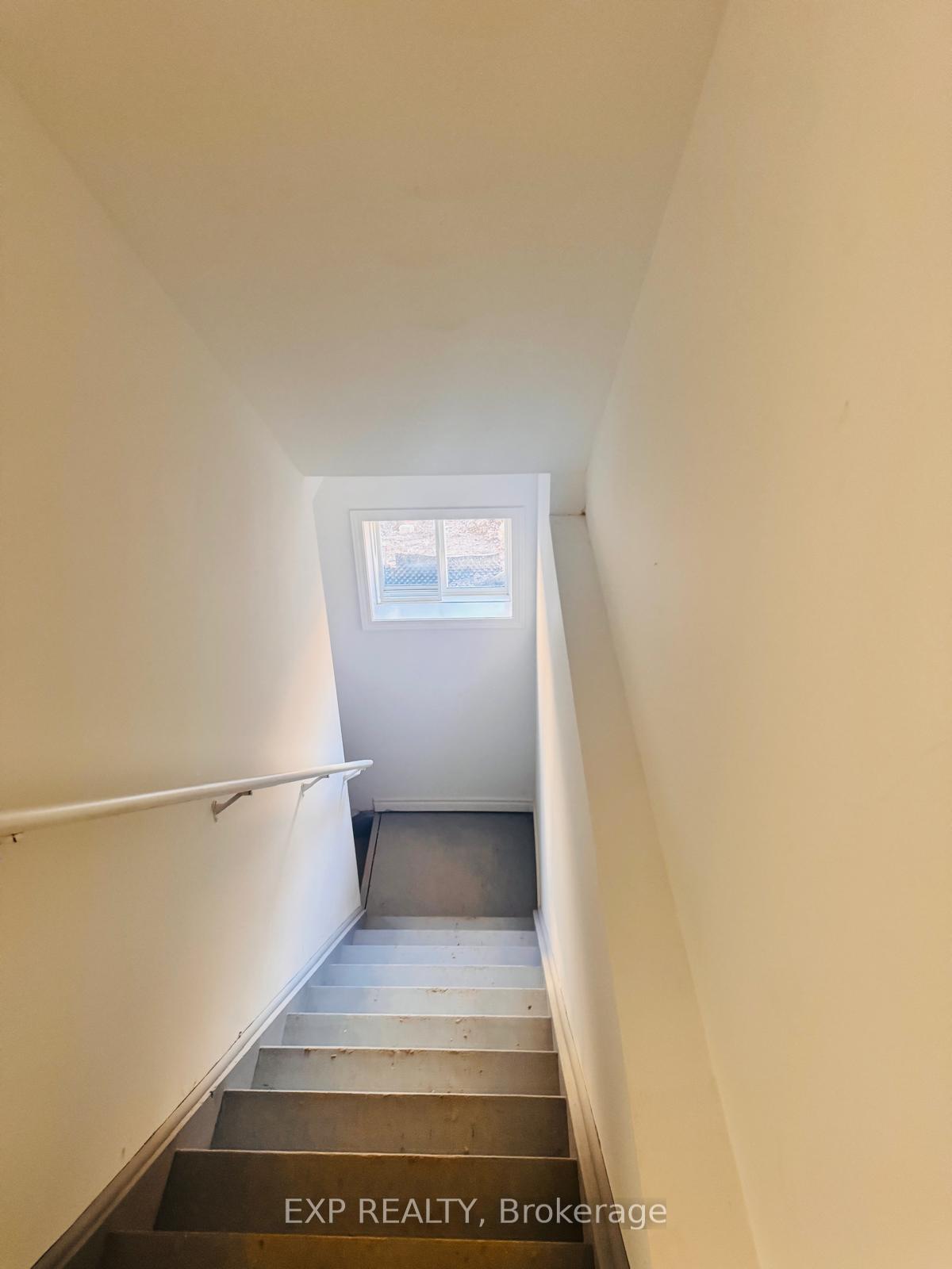 Photo 25 of 304 Marigold Court, Milton, Walker — HOMEH