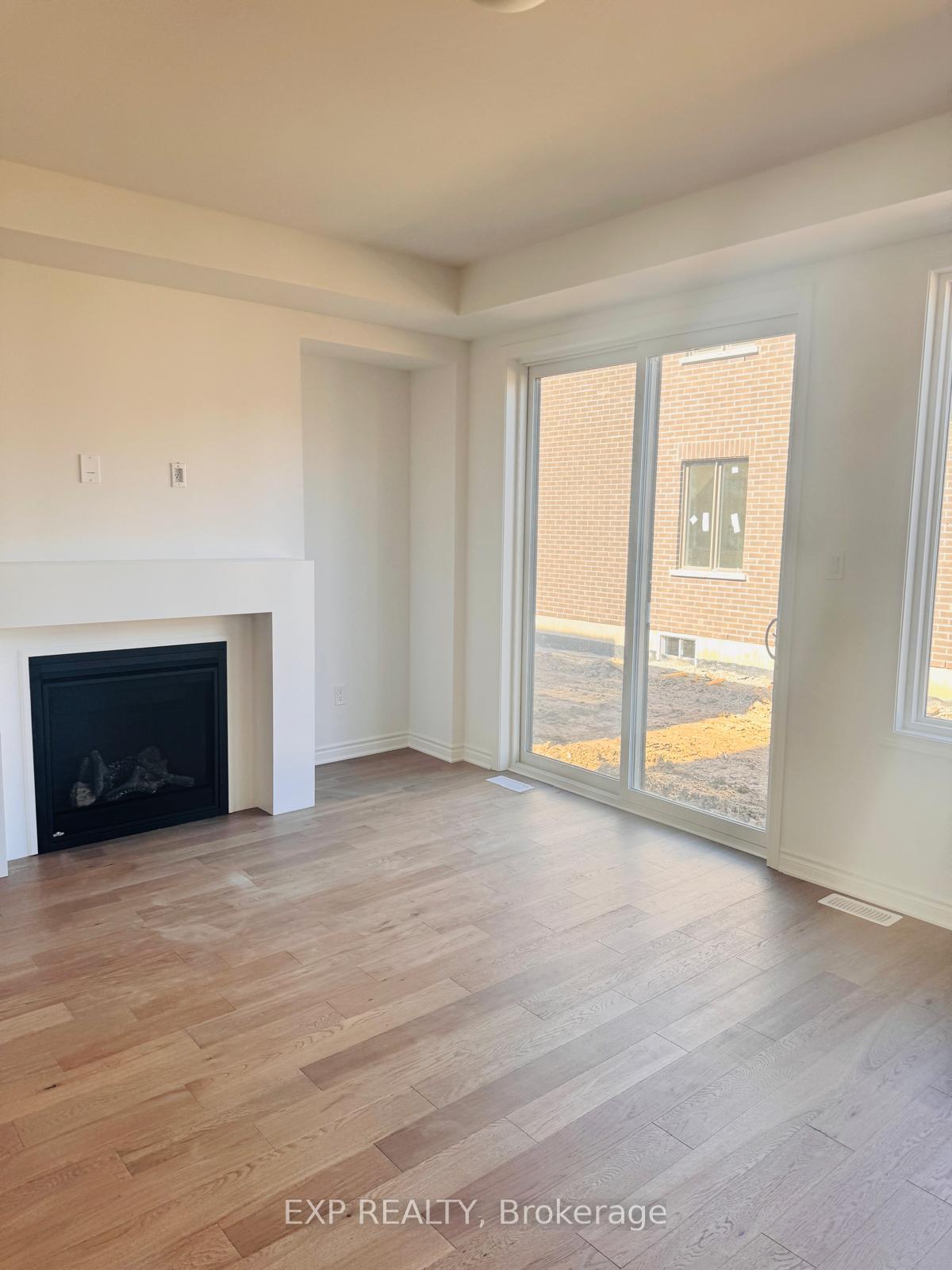Photo 33 of 304 Marigold Court, Milton, Walker — HOMEH