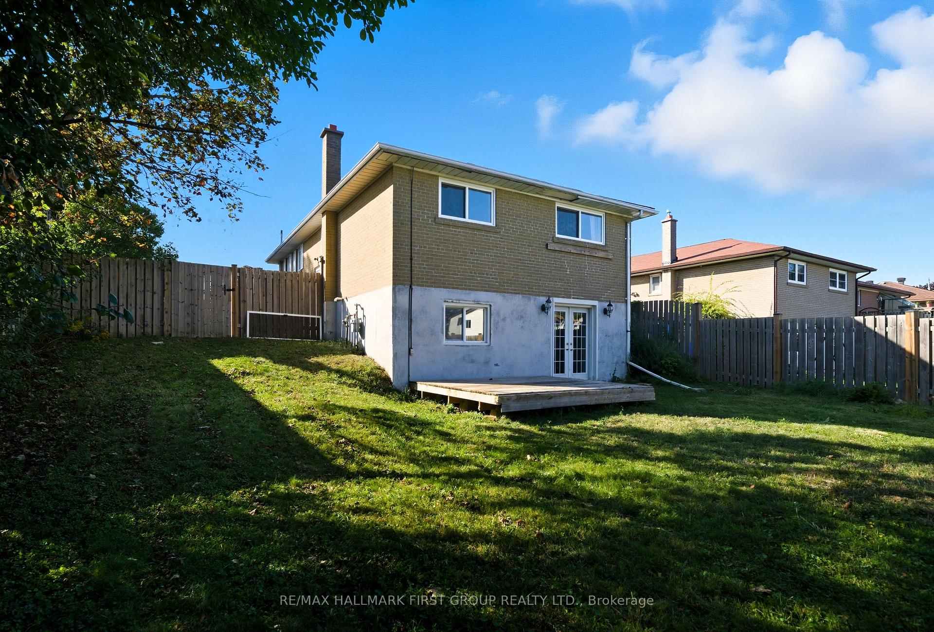 Photo 29 of 1425 Evangeline Drive, Oshawa, Lakeview — HOMEH