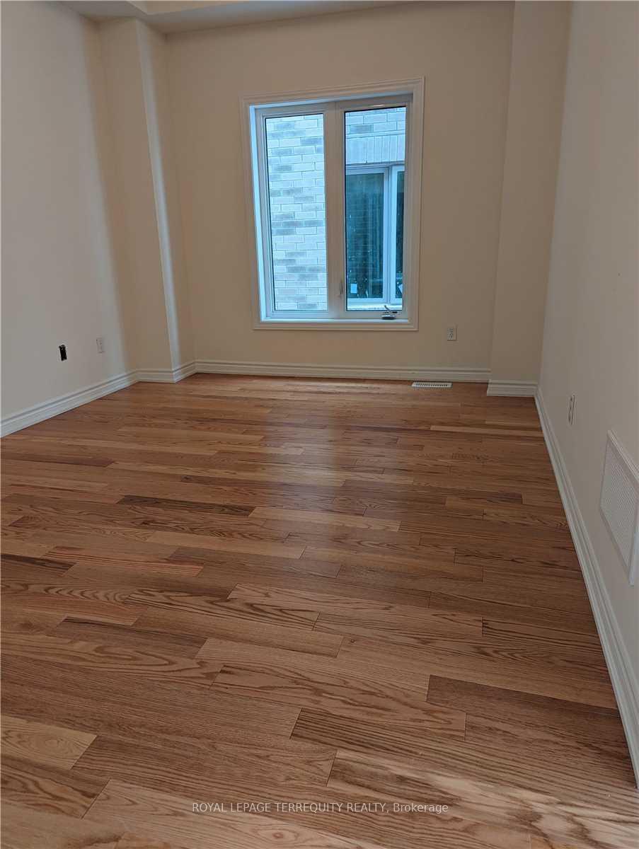 Photo 12 of 1094 Skyridge Boulevard, Pickering, Rural Pickering — HOMEH