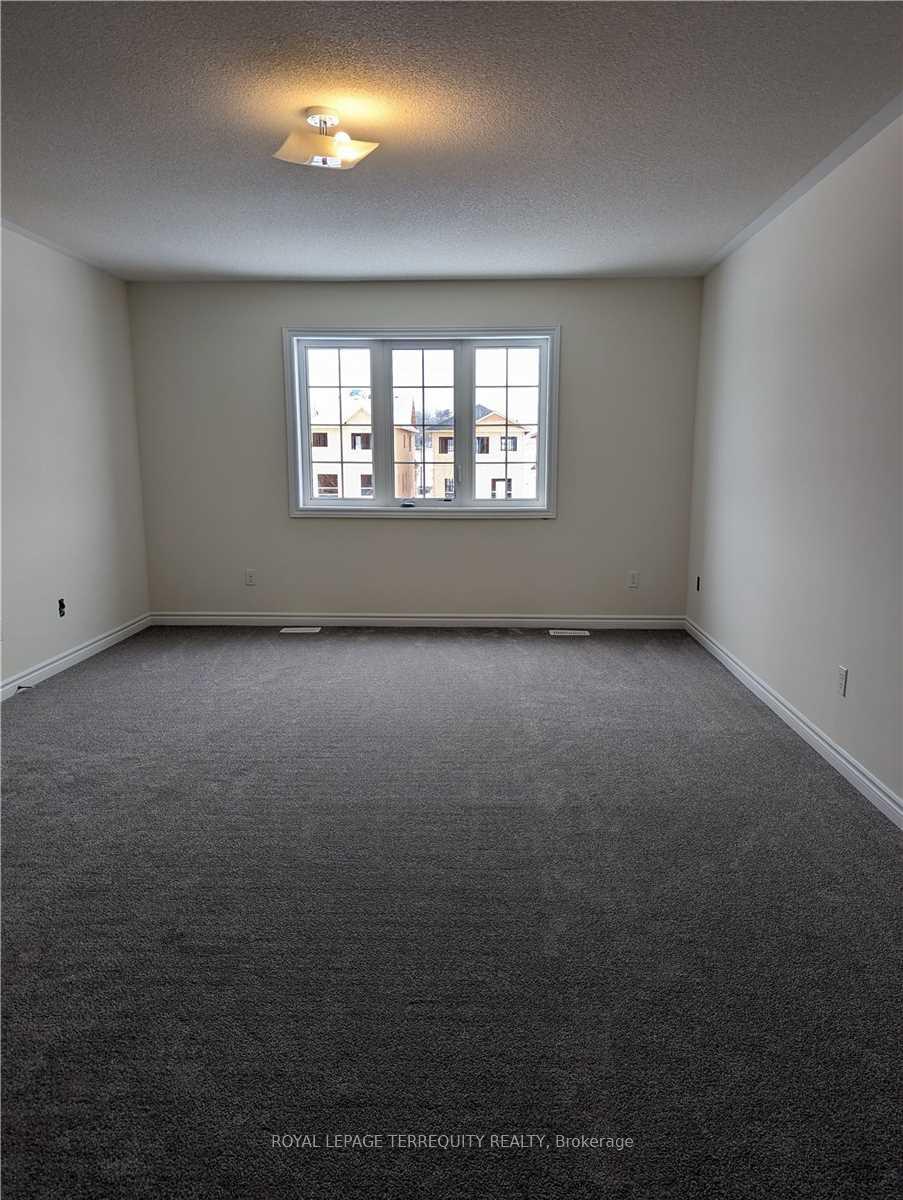 Photo 22 of 1094 Skyridge Boulevard, Pickering, Rural Pickering — HOMEH
