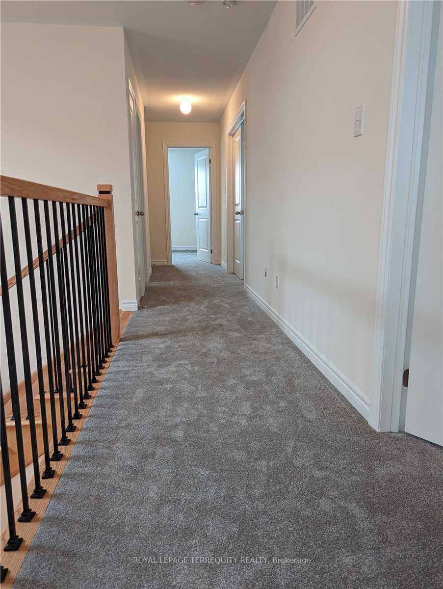 Photo 32 of 1094 Skyridge Boulevard, Pickering, Rural Pickering — HOMEH