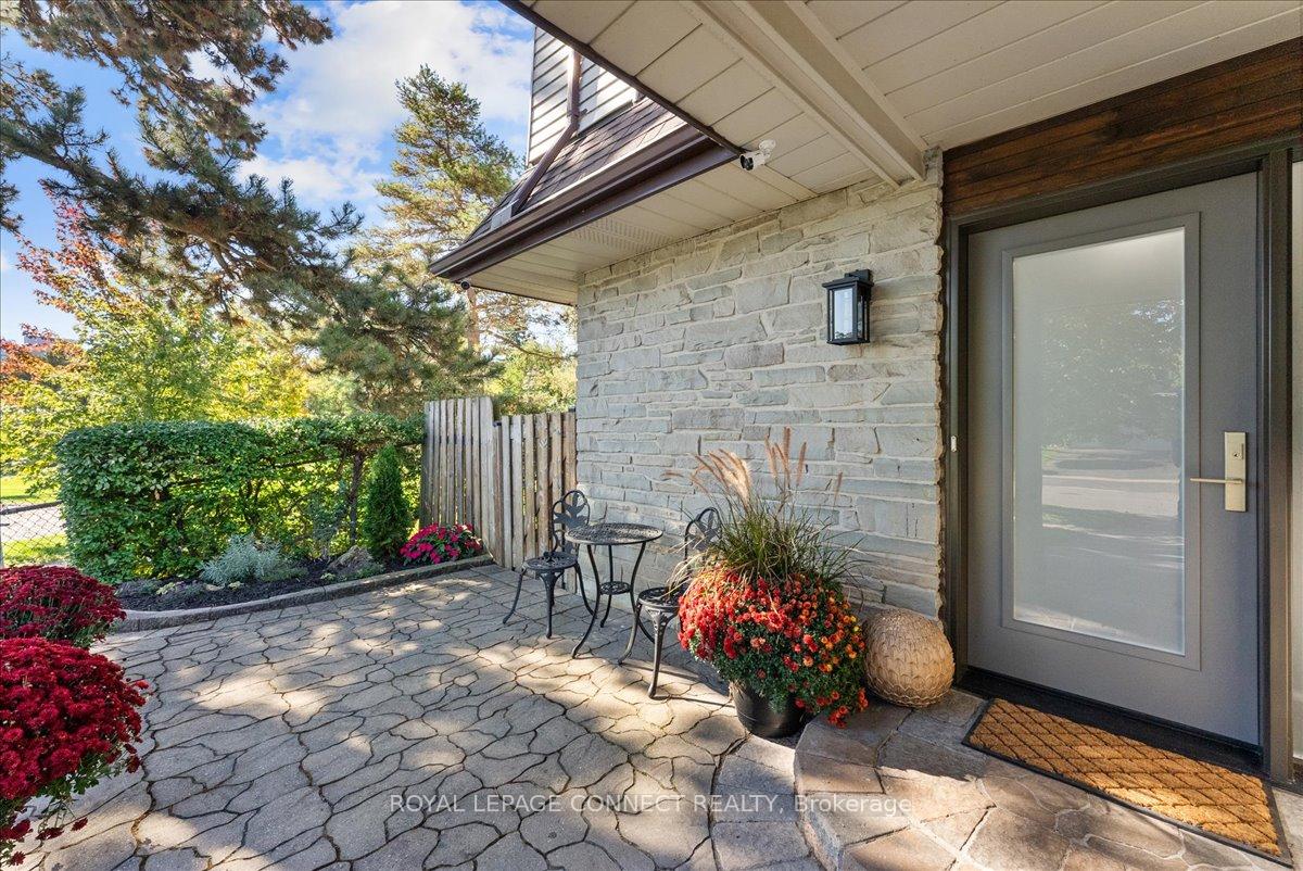 Photo 4 of 1800 Shadybrook Drive, Pickering, Amberlea — HOMEH