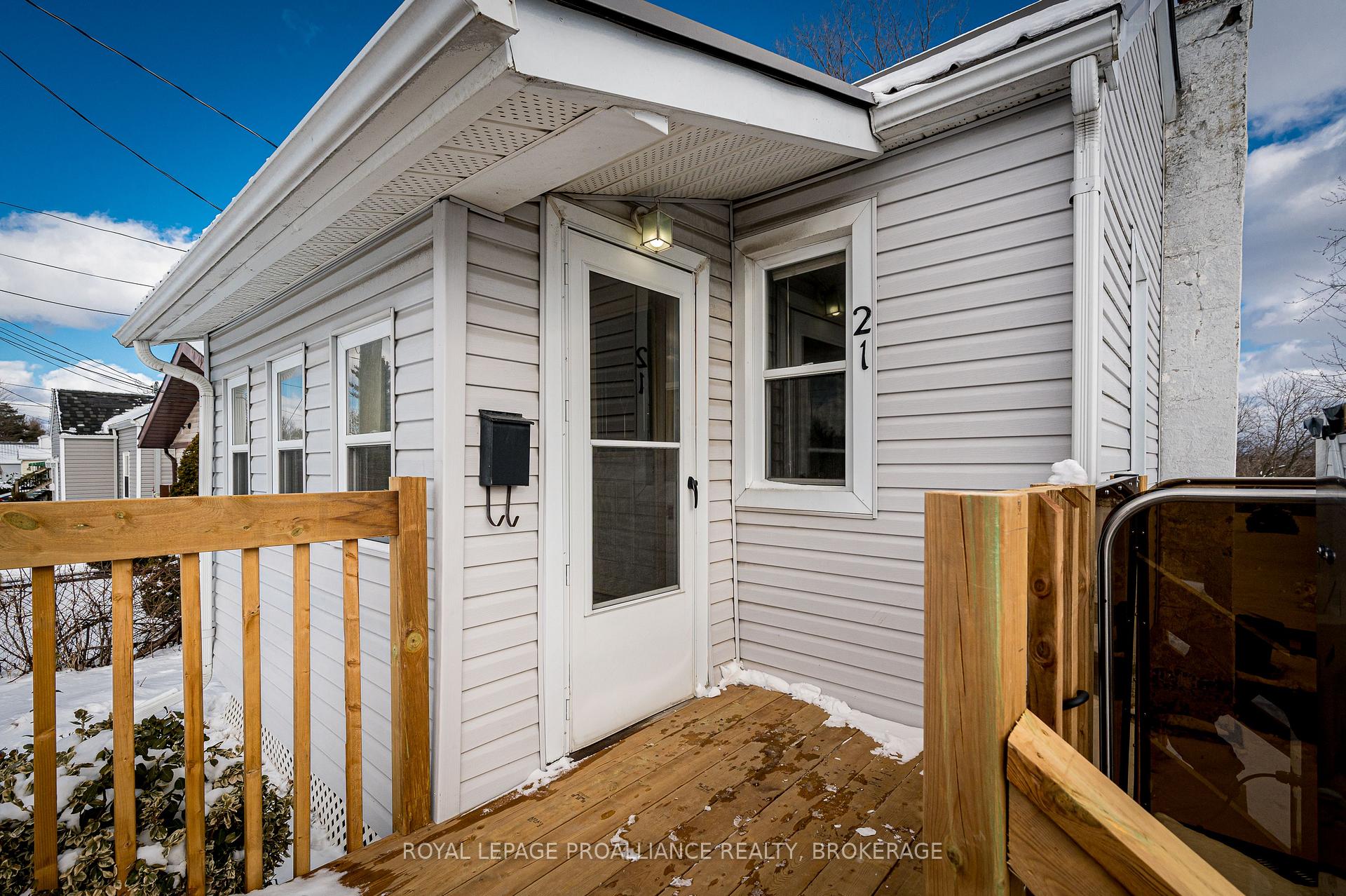 Photo 2 of 21 Day Street, Kingston, East of Sir John A. Blvd — HOMEH
