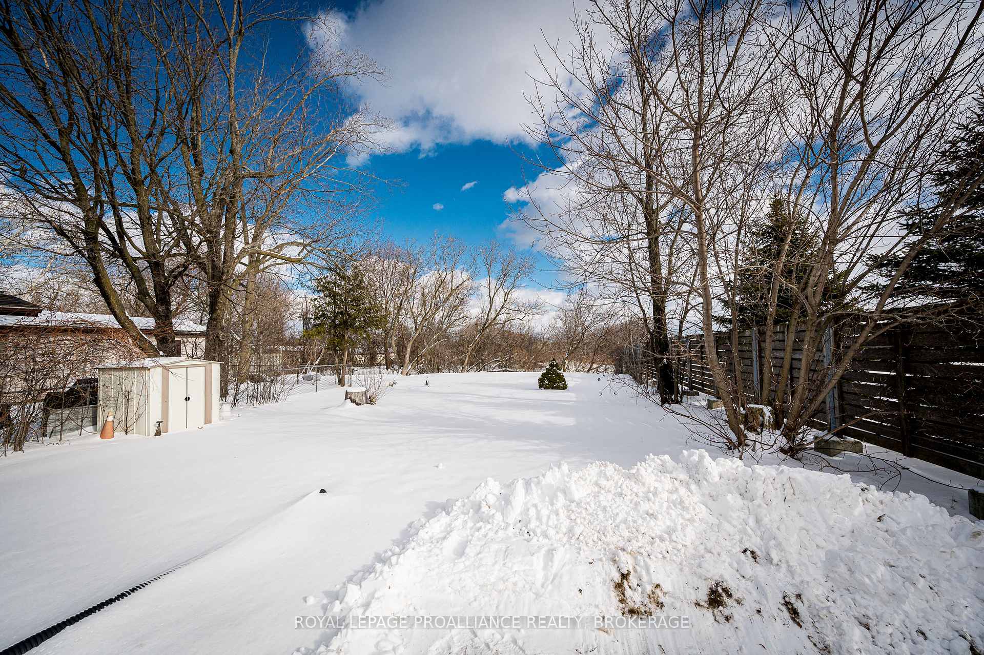 Photo 12 of 21 Day Street, Kingston, East of Sir John A. Blvd — HOMEH