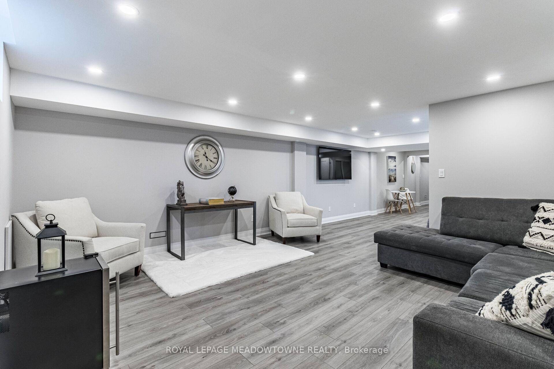 Photo 34 of 20 Sloan Drive, Milton, Dempsey — HOMEH