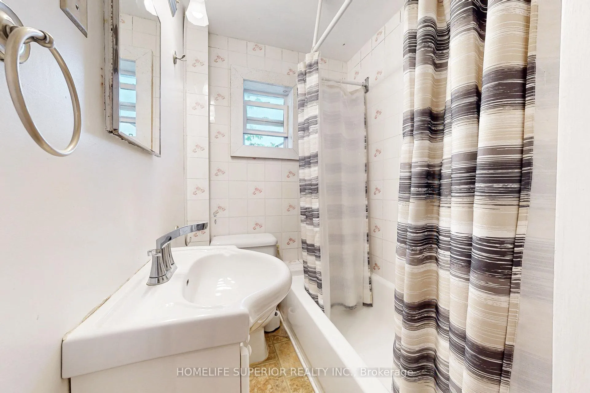 Photo 31 of 1450 Ritson Road N, Oshawa, Samac — HOMEH