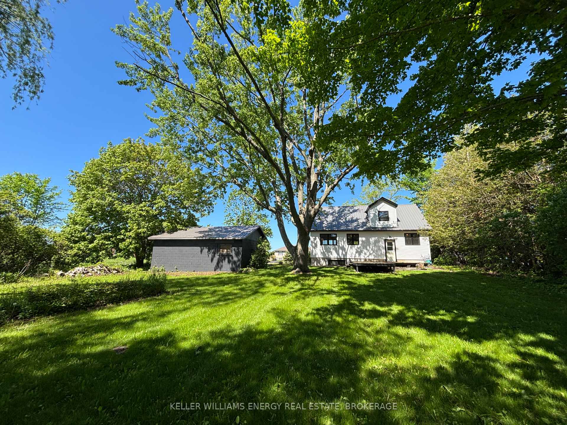 Photo 6 of 270 County Rd 30, Prince Edward County, Hallowell Ward — HOMEH