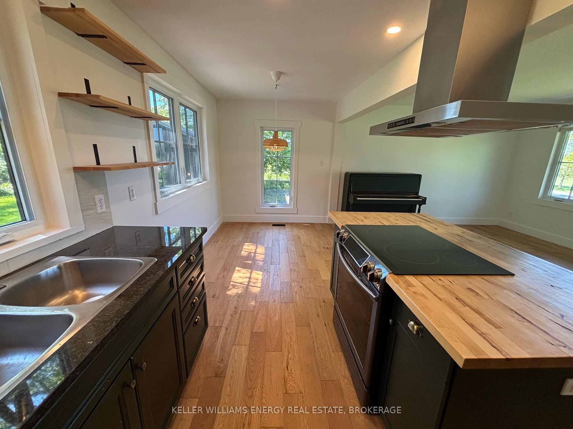 Photo 14 of 270 County Rd 30, Prince Edward County, Hallowell Ward — HOMEH