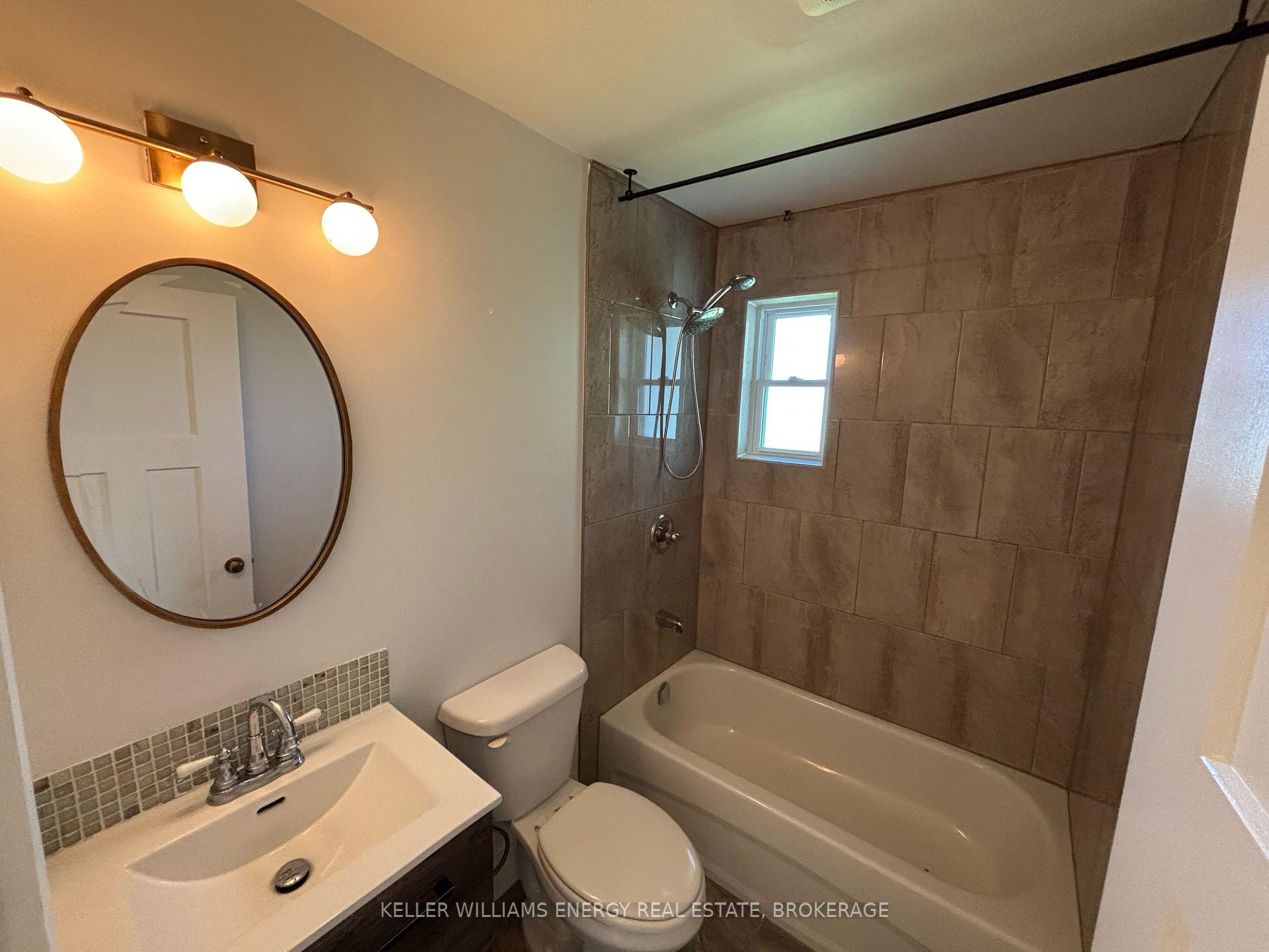 Photo 18 of 270 County Rd 30, Prince Edward County, Hallowell Ward — HOMEH