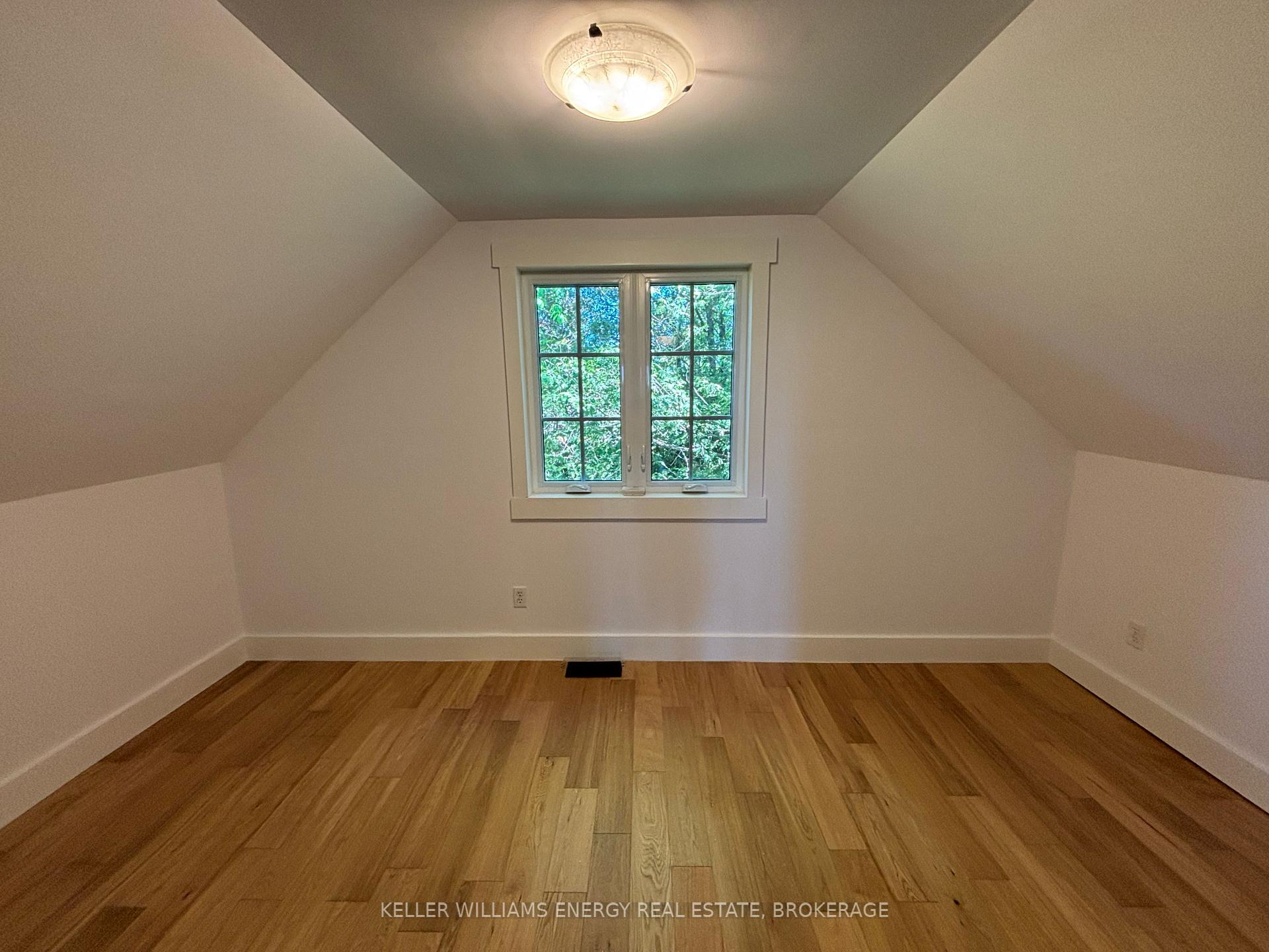 Photo 27 of 270 County Rd 30, Prince Edward County, Hallowell Ward — HOMEH