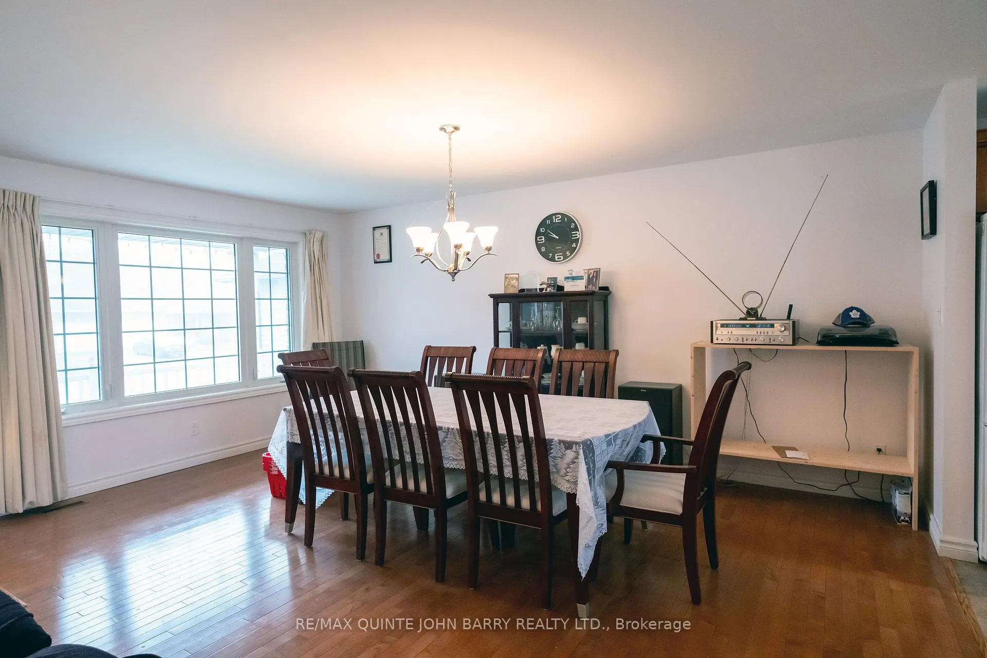 Photo 5 of 31 Cedar Creek Way, Quinte West, Frankford Ward — HOMEH