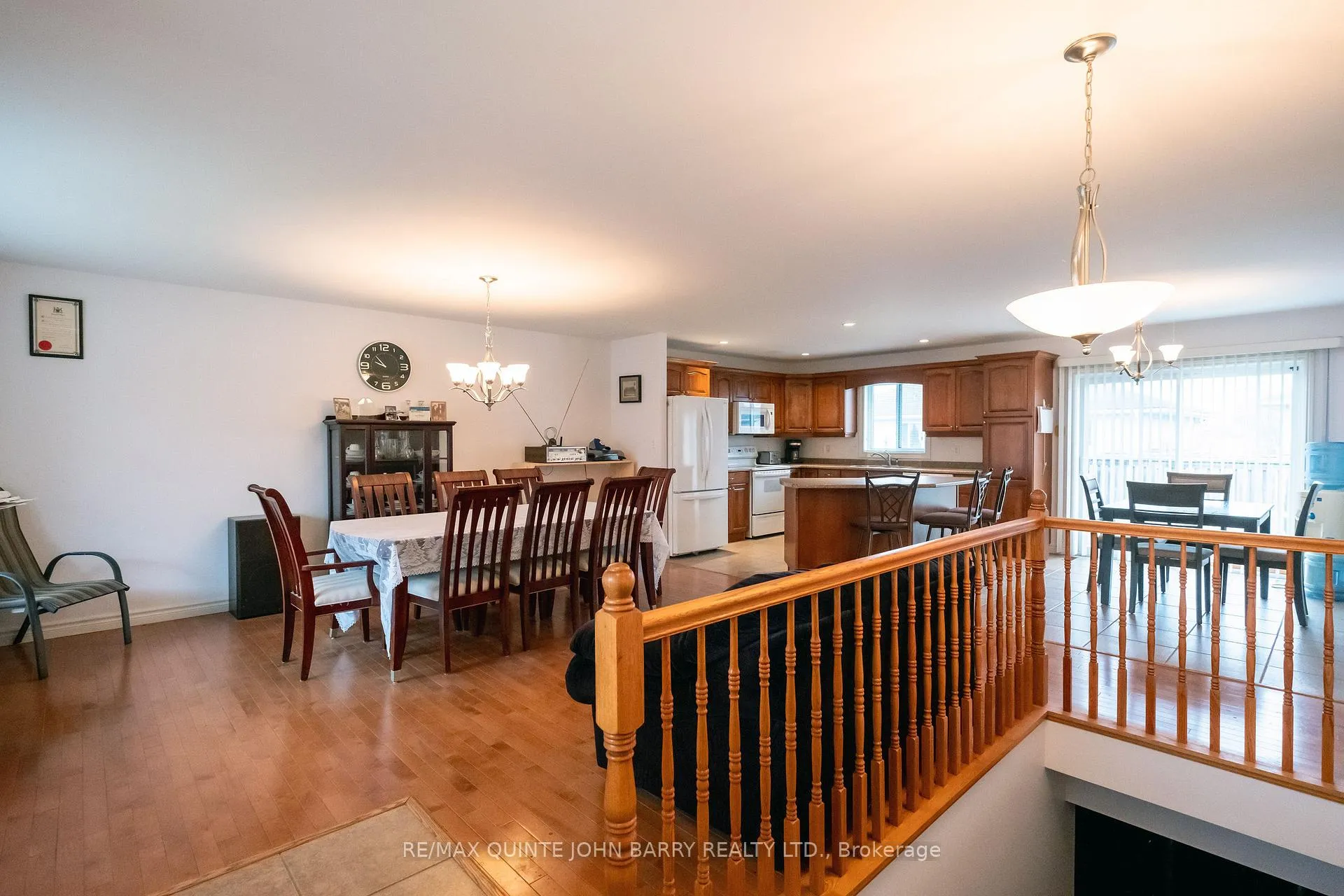 Photo 7 of 31 Cedar Creek Way, Quinte West, Frankford Ward — HOMEH