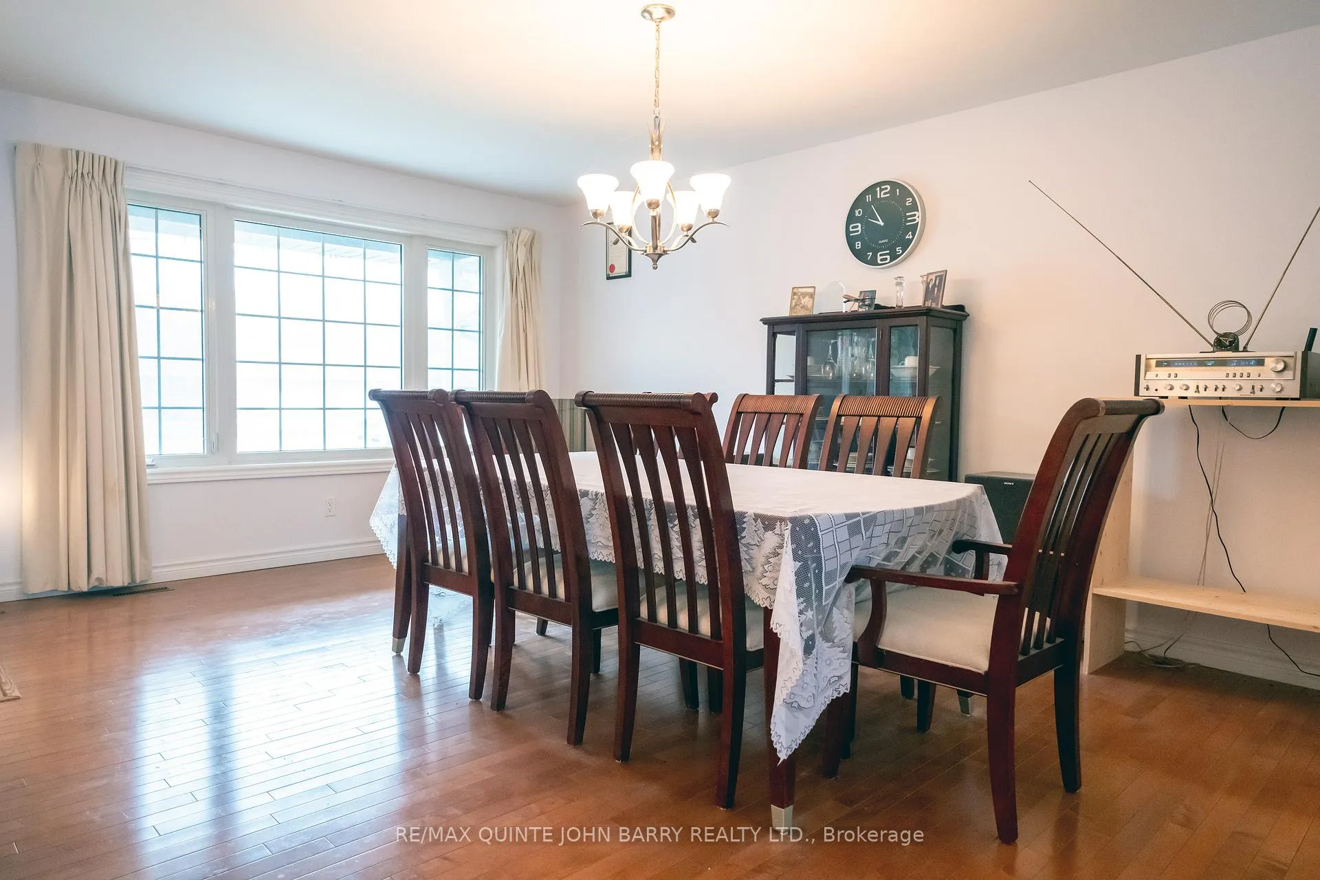 Photo 16 of 31 Cedar Creek Way, Quinte West, Frankford Ward — HOMEH