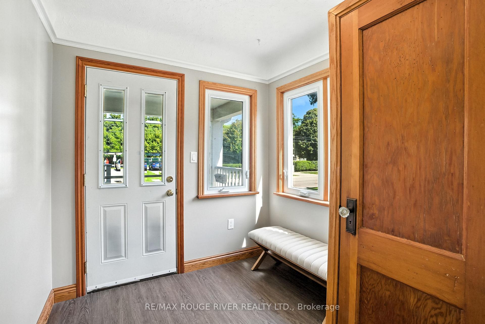 Photo 2 of 67 Orchard View Boulevard, Oshawa, Centennial — HOMEH