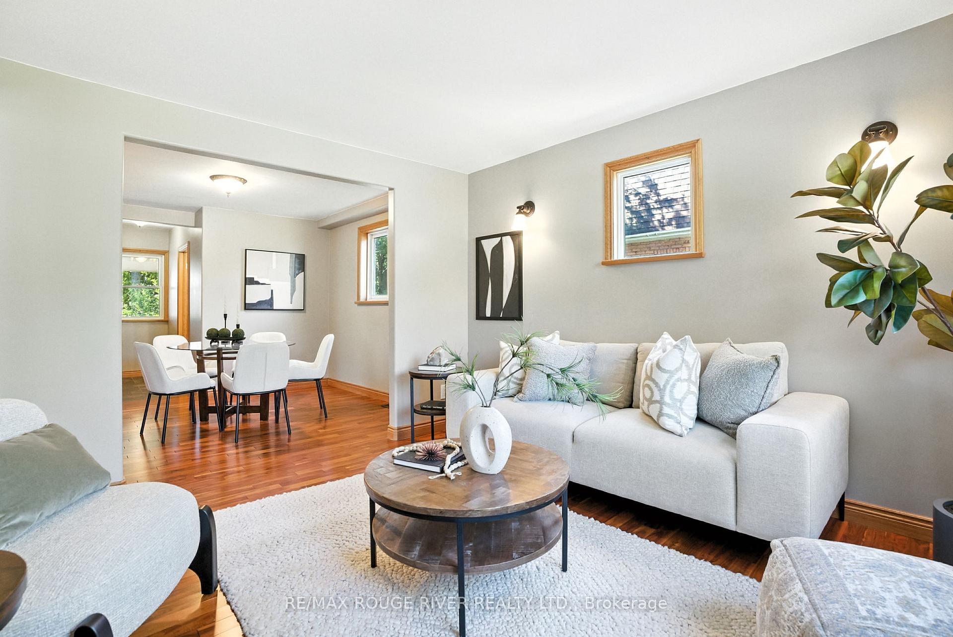 Photo 7 of 67 Orchard View Boulevard, Oshawa, Centennial — HOMEH
