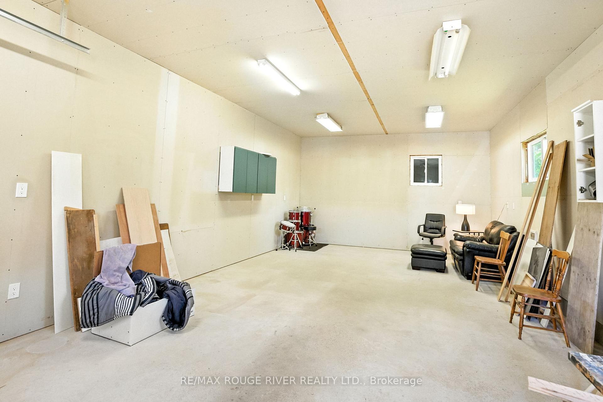 Photo 43 of 67 Orchard View Boulevard, Oshawa, Centennial — HOMEH