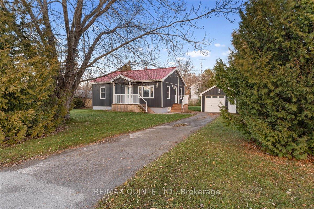 Photo 3 of 100 Whites Road, Quinte West, Sidney Ward — HOMEH