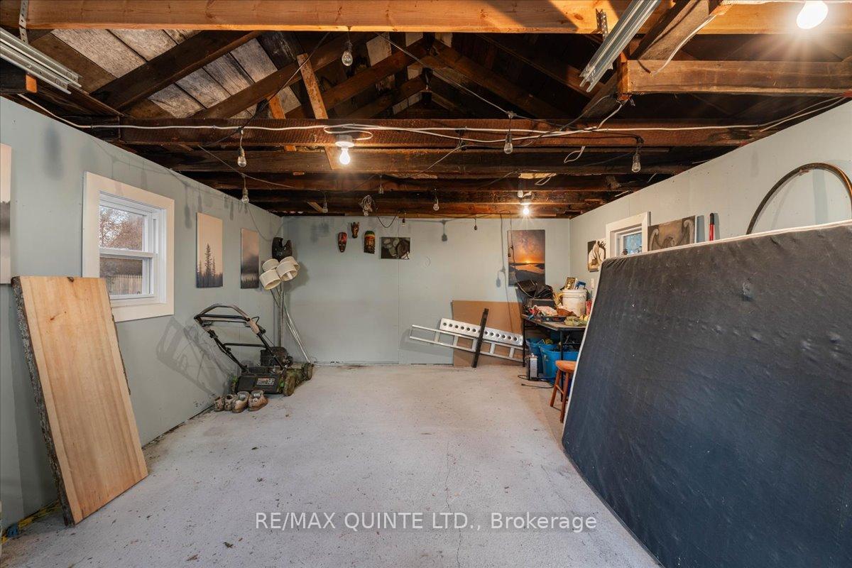 Photo 29 of 100 Whites Road, Quinte West, Sidney Ward — HOMEH