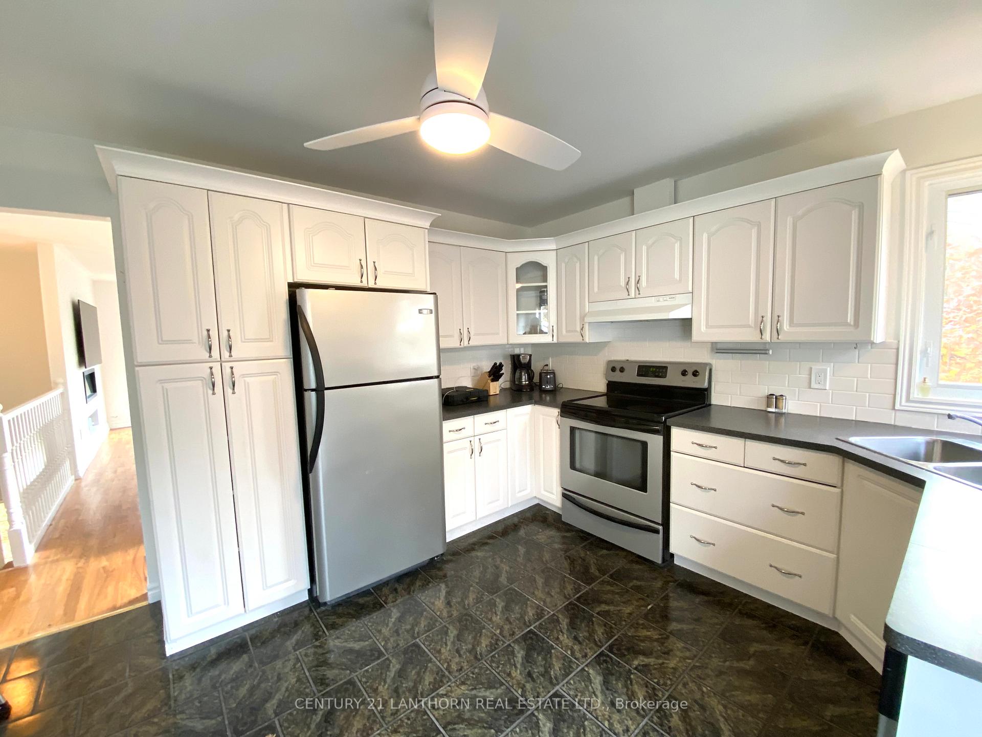 Photo 9 of 122 Parkview Road, Prince Edward County, Ameliasburg Ward — HOMEH