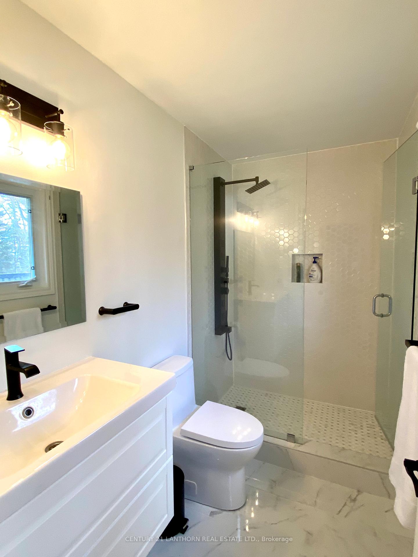 Photo 13 of 122 Parkview Road, Prince Edward County, Ameliasburg Ward — HOMEH