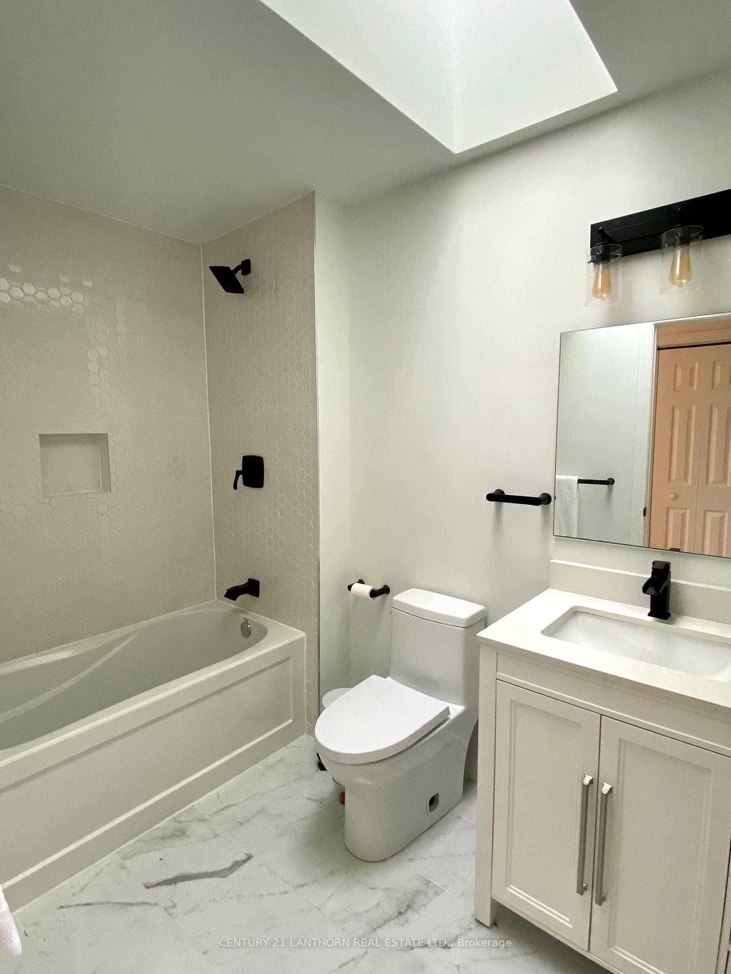 Photo 16 of 122 Parkview Road, Prince Edward County, Ameliasburg Ward — HOMEH