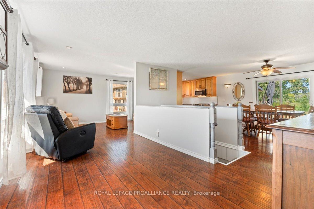 Photo 21 of 558 Aikins Road, Quinte West, Sidney Ward — HOMEH