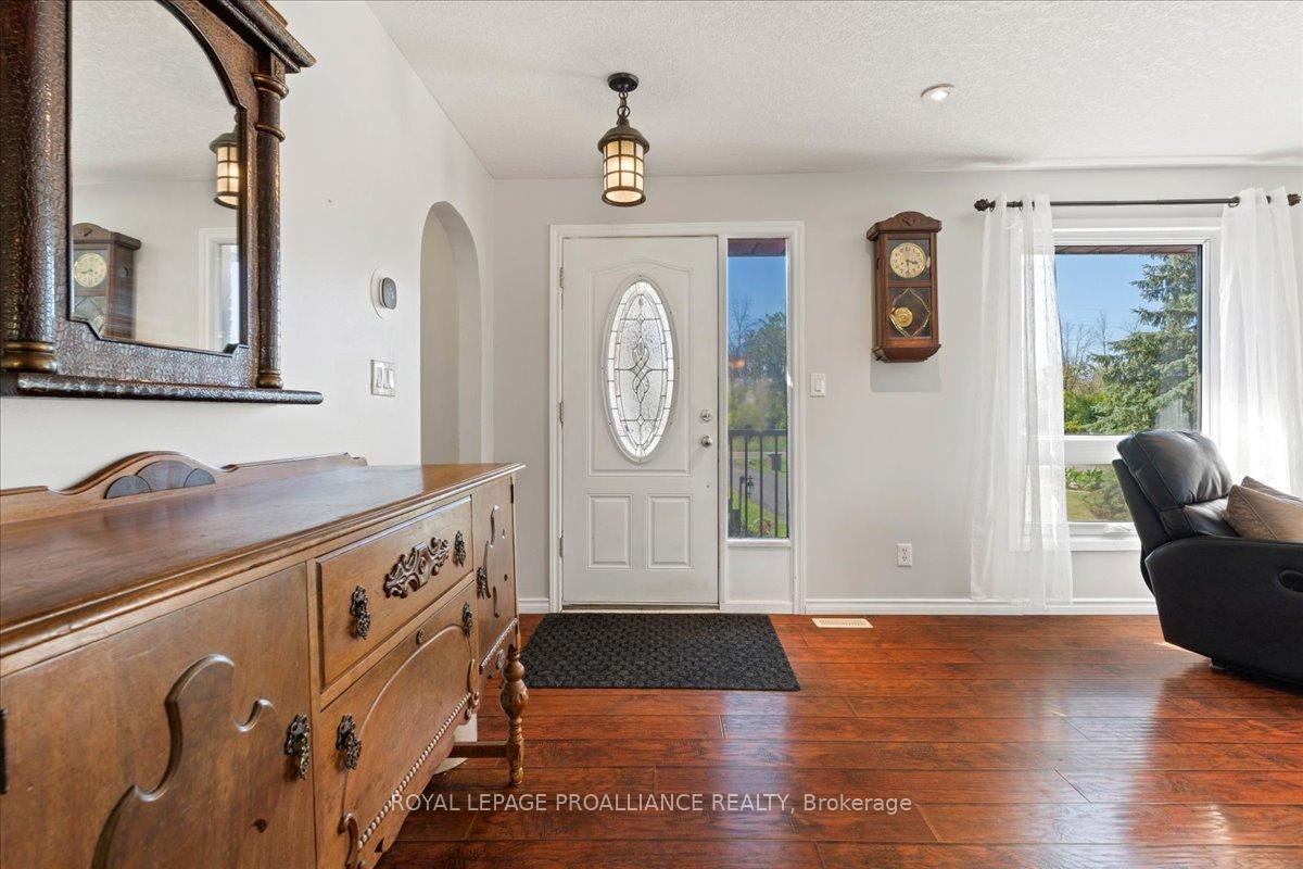 Photo 23 of 558 Aikins Road, Quinte West, Sidney Ward — HOMEH