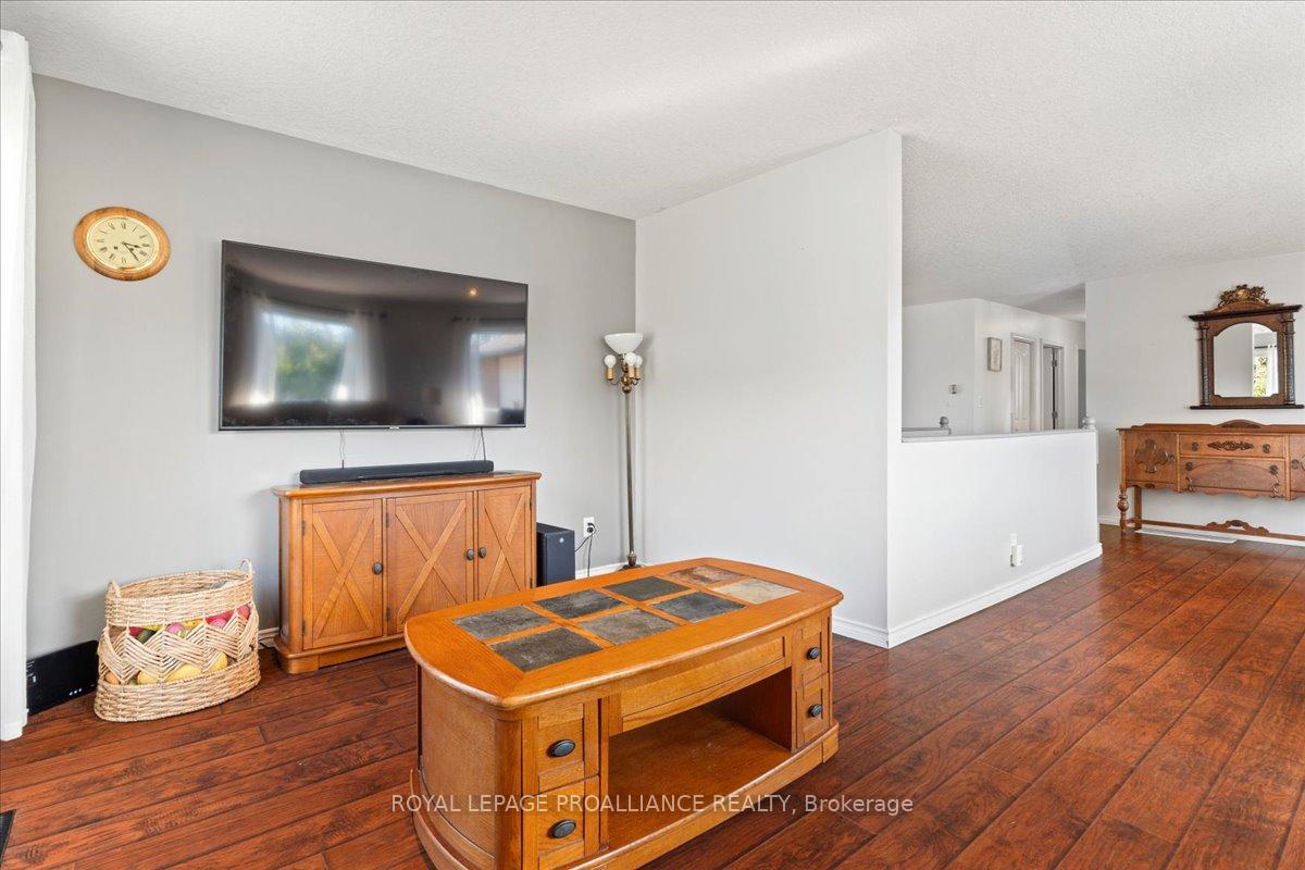 Photo 26 of 558 Aikins Road, Quinte West, Sidney Ward — HOMEH