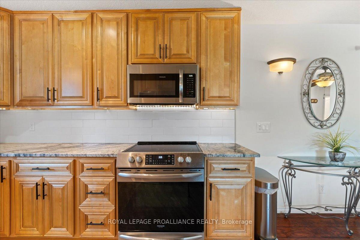 Photo 34 of 558 Aikins Road, Quinte West, Sidney Ward — HOMEH