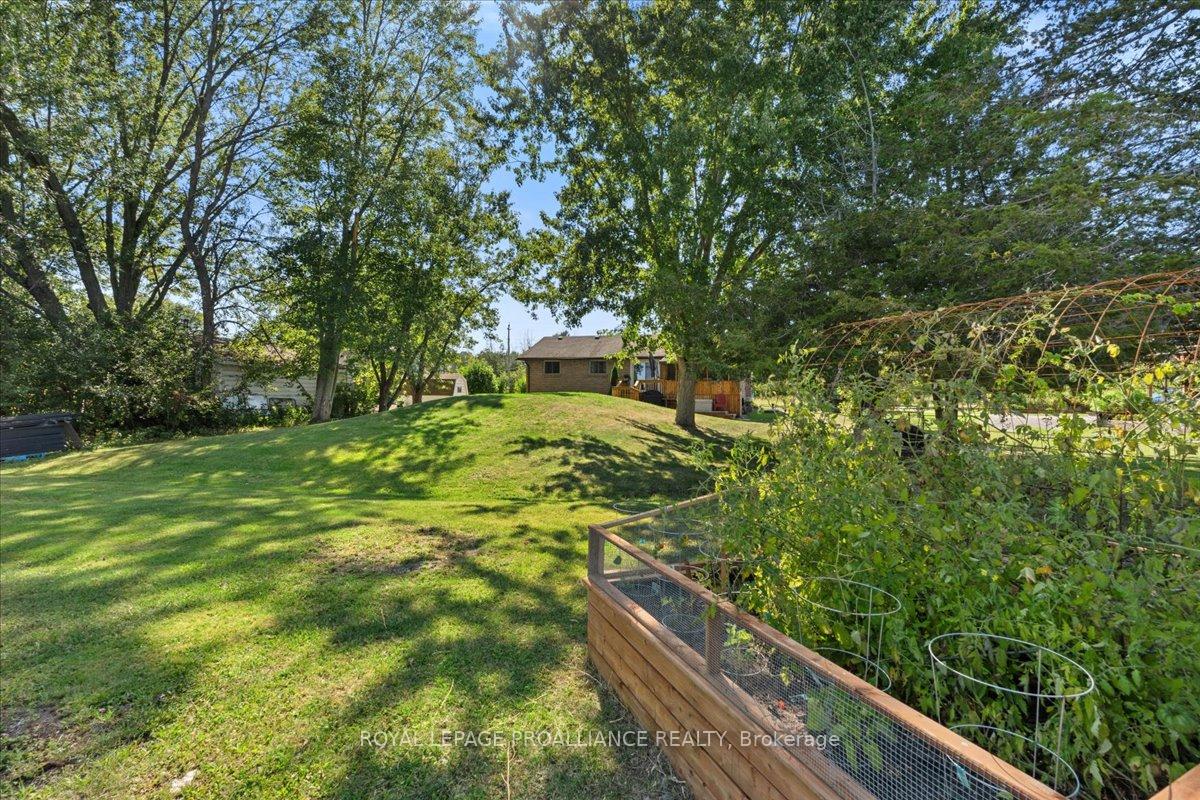 Photo 40 of 558 Aikins Road, Quinte West, Sidney Ward — HOMEH