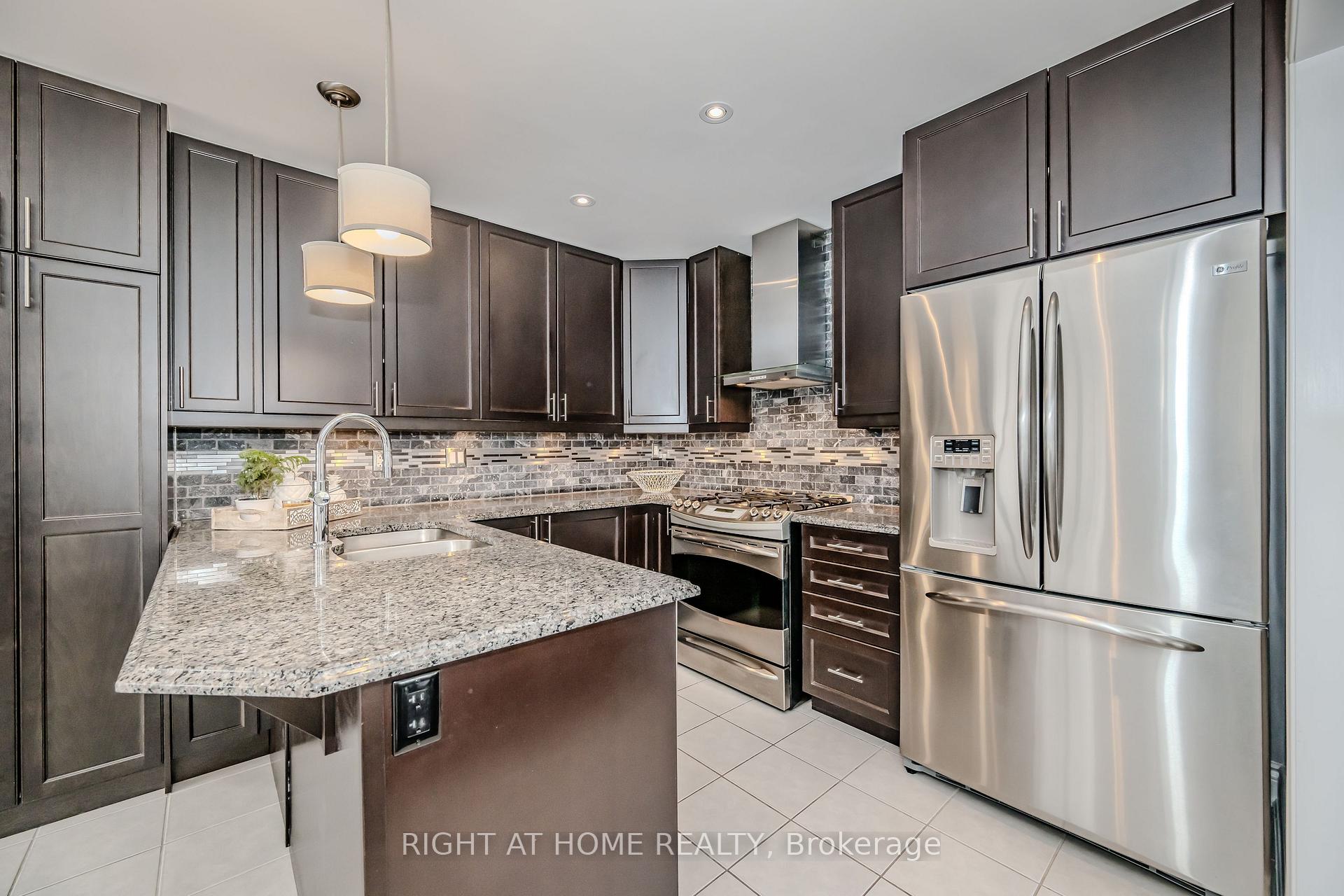 Photo 15 of 901 Dice Way, Milton, Willmott — HOMEH