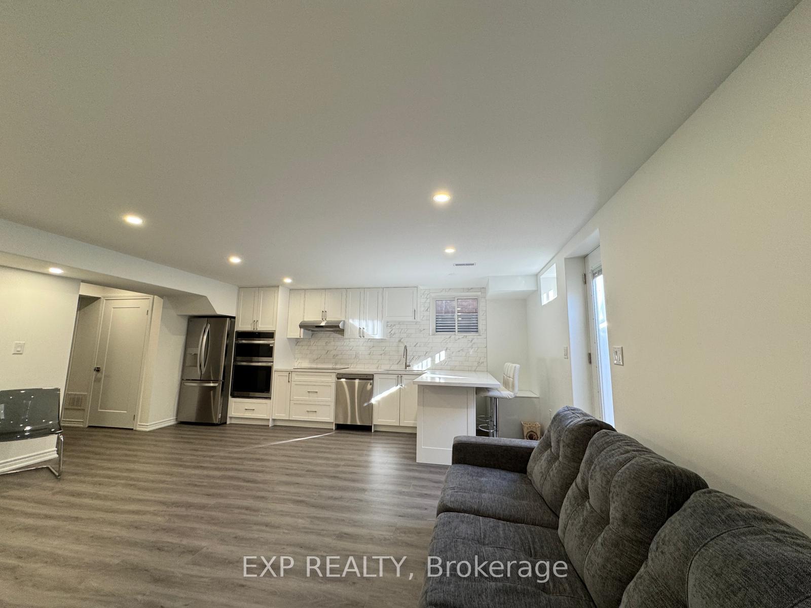 Photo 3 of 106 Colville Place, Milton, Ford — HOMEH